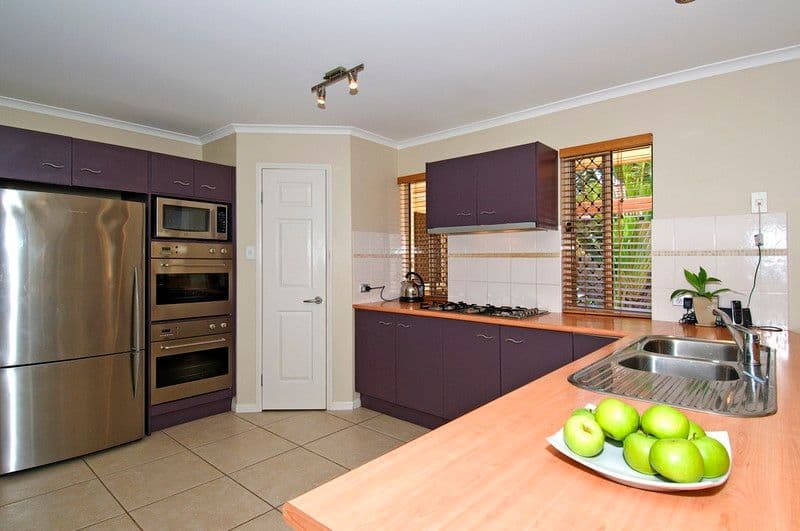 13 Kimbolton Drive, REDLAND BAY QLD 4165, Redland Bay - Thumbnail 2