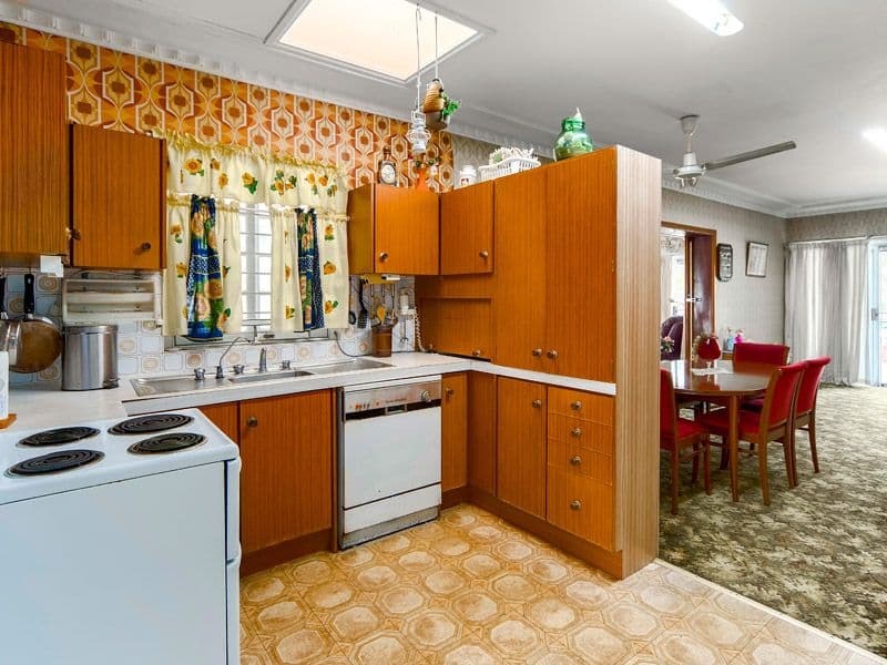 27 Canopus Street, COORPAROO QLD 4151, Coorparoo - Thumbnail 6