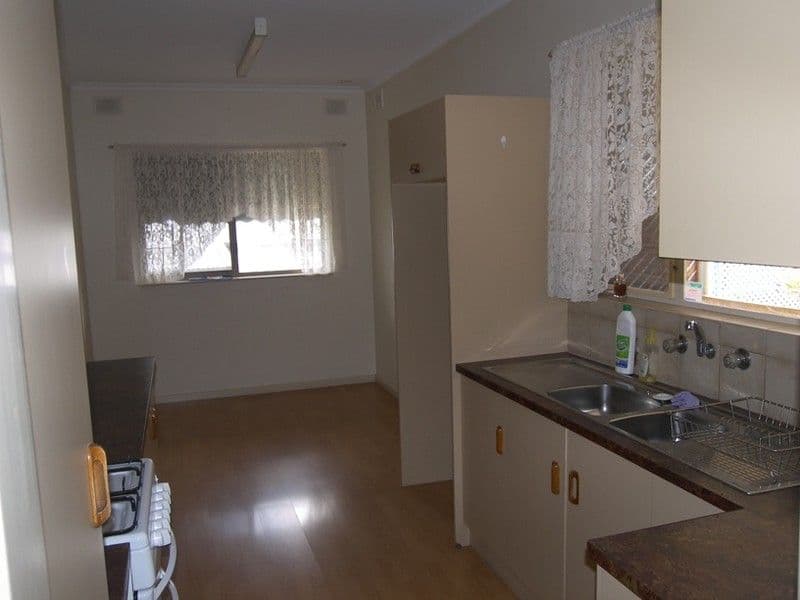 8 Sundale Avenue, PARA HILLS SA 5096, Para Hills - Thumbnail 3