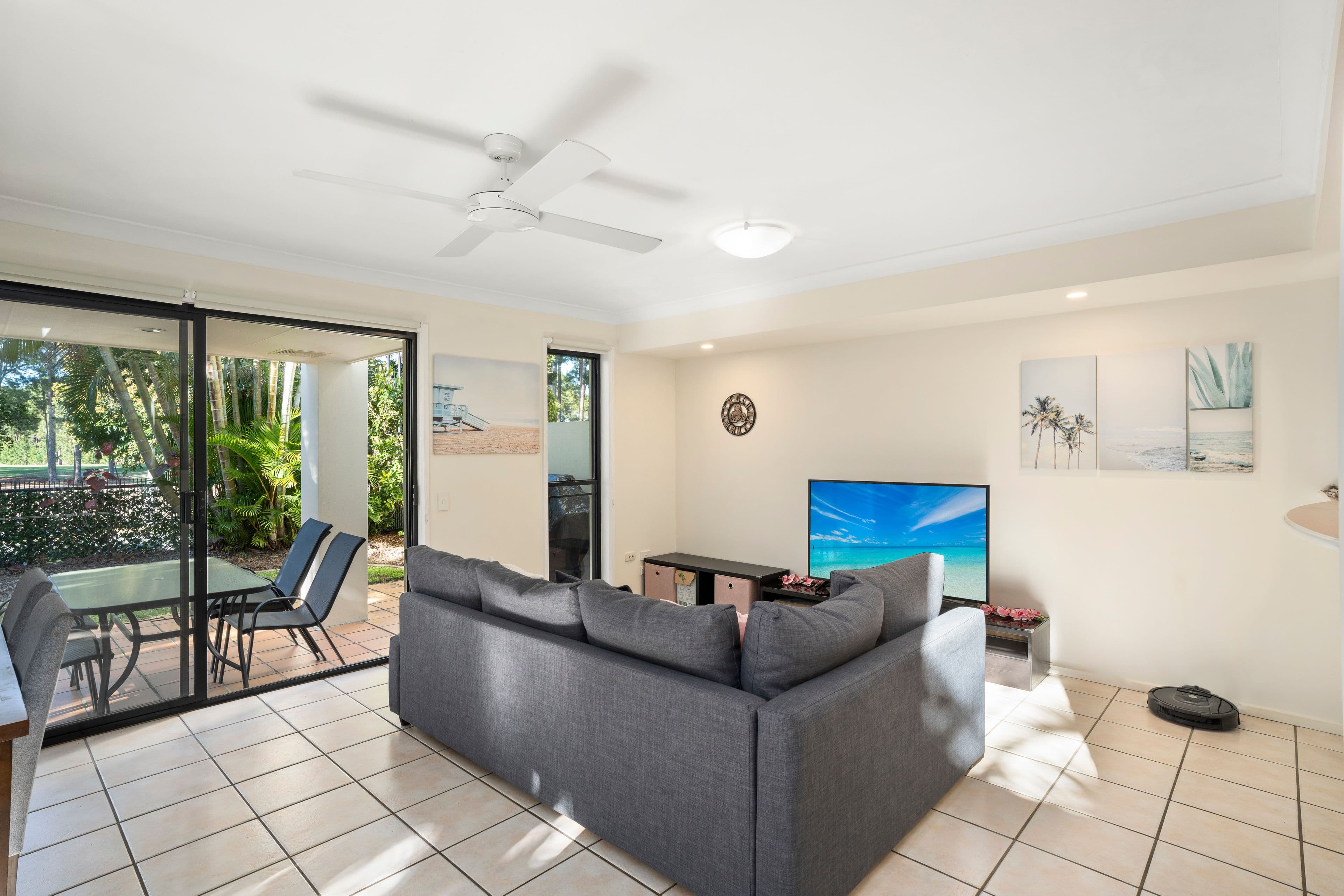 60 Caseys Road, Hope Island QLD 4212, Hope Island - Thumbnail 3