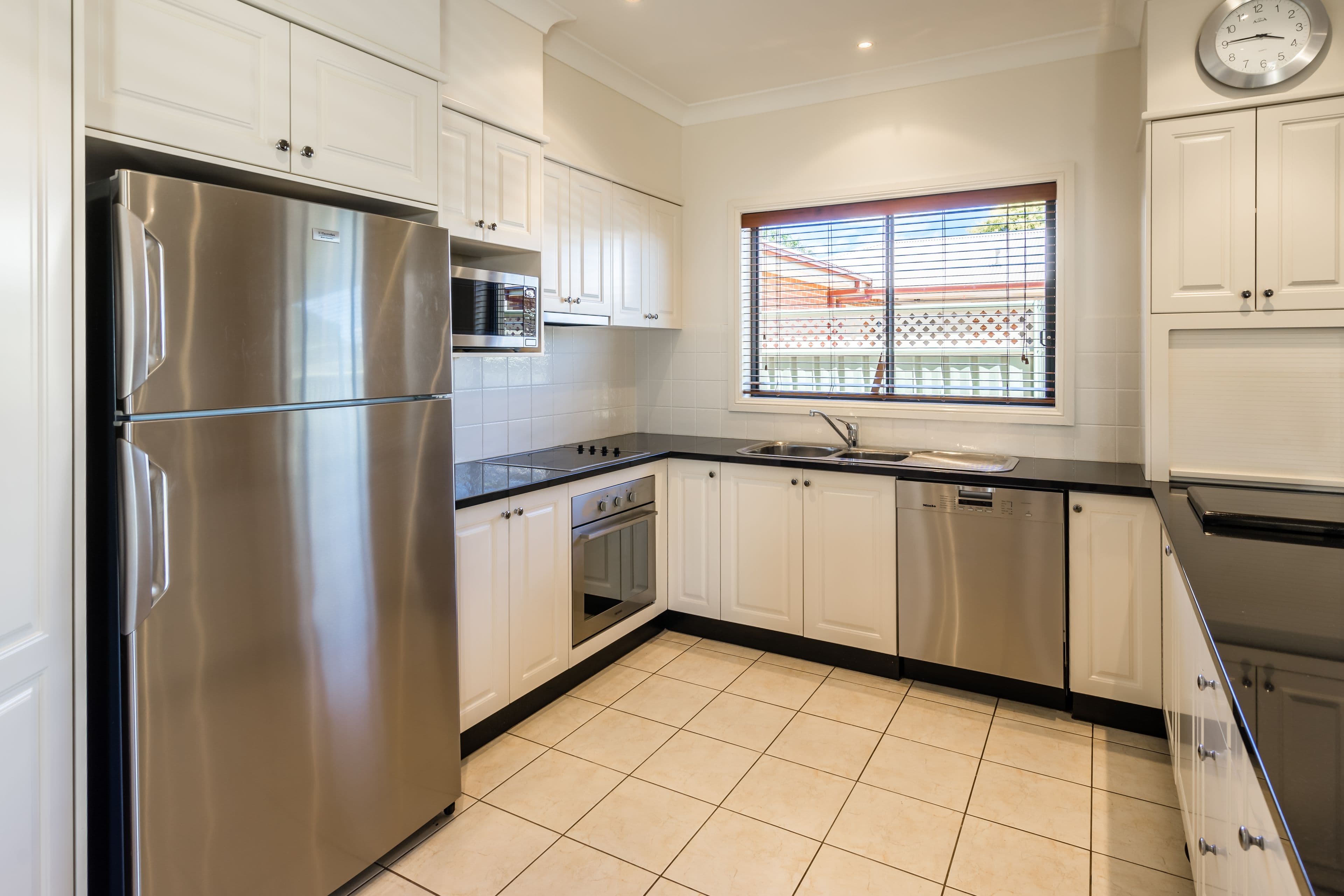 12 Hilton Place, Dubbo - Thumbnail 2