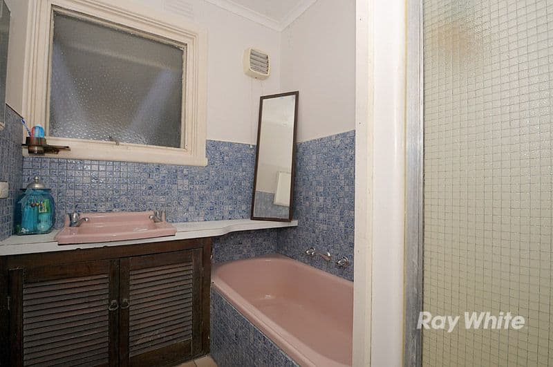 32 Jellicoe Street, NOBLE PARK VIC 3174, Noble Park - Thumbnail 6