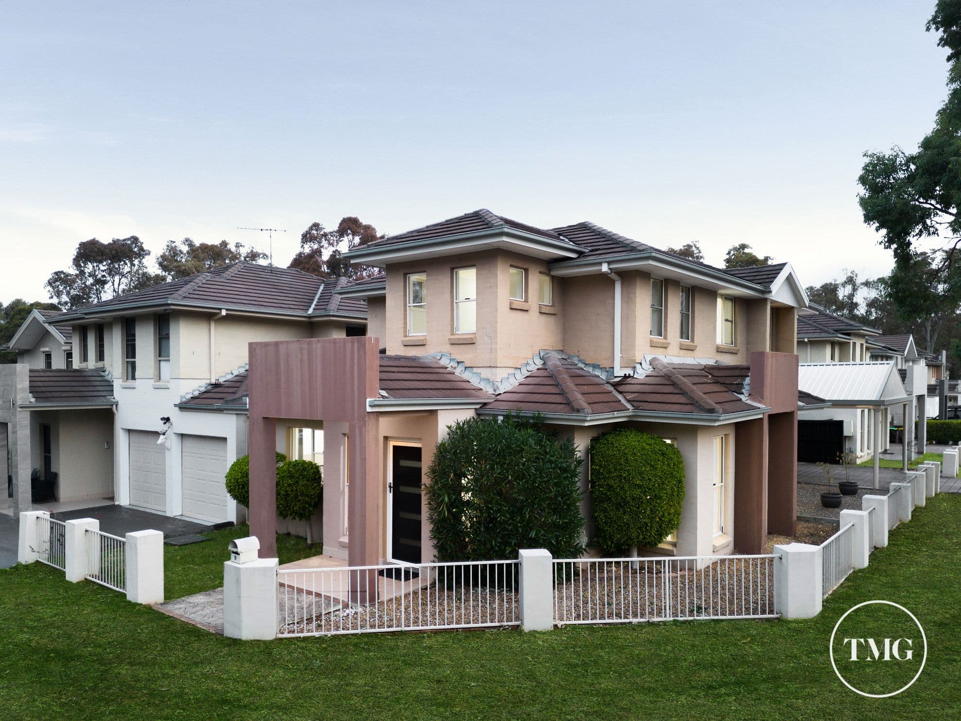 9 Hallen Place, West Hoxton NSW 2171, West Hoxton - Image 1