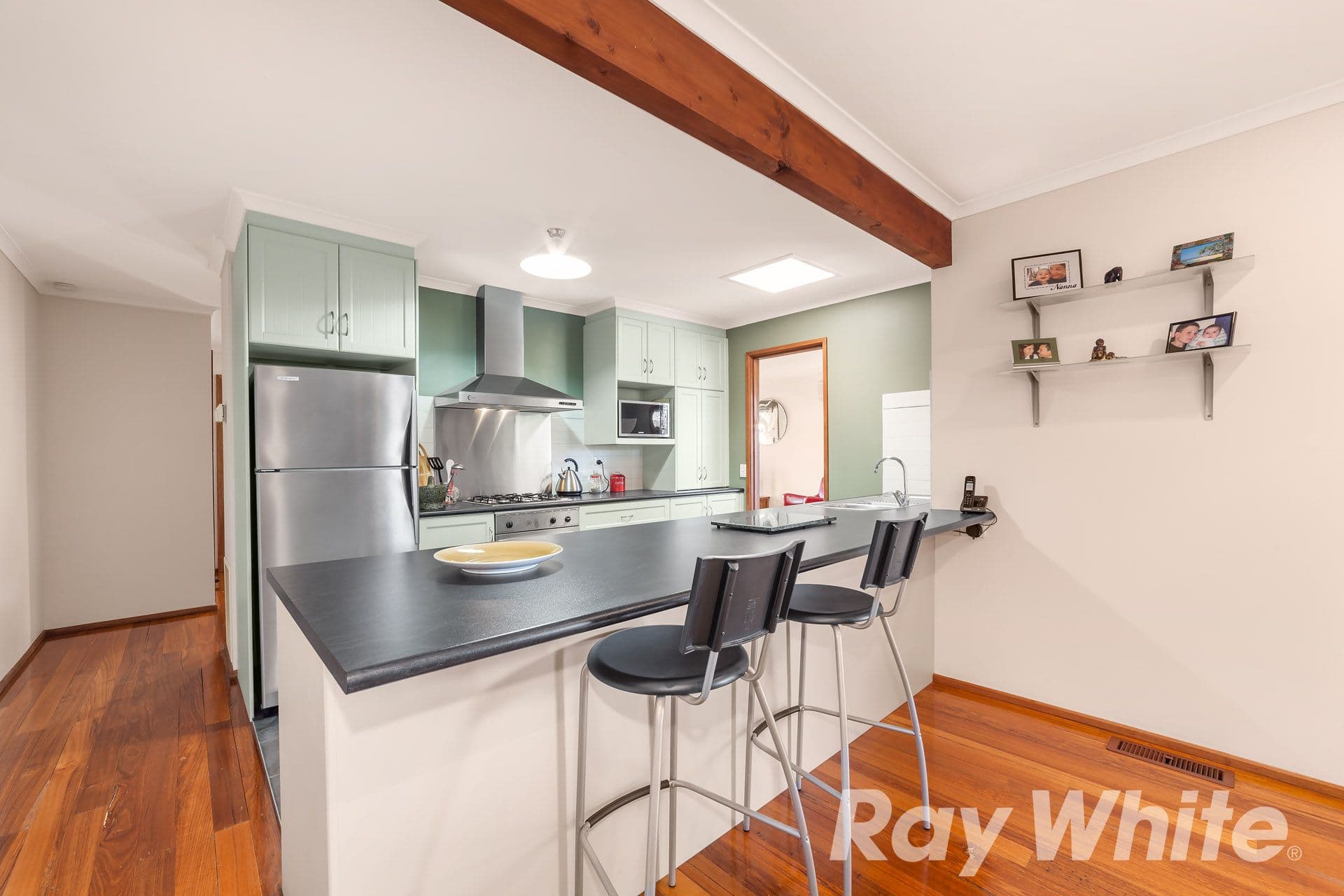 2 Macarthur Court, Mill Park VIC 3082, Mill Park - Thumbnail 3