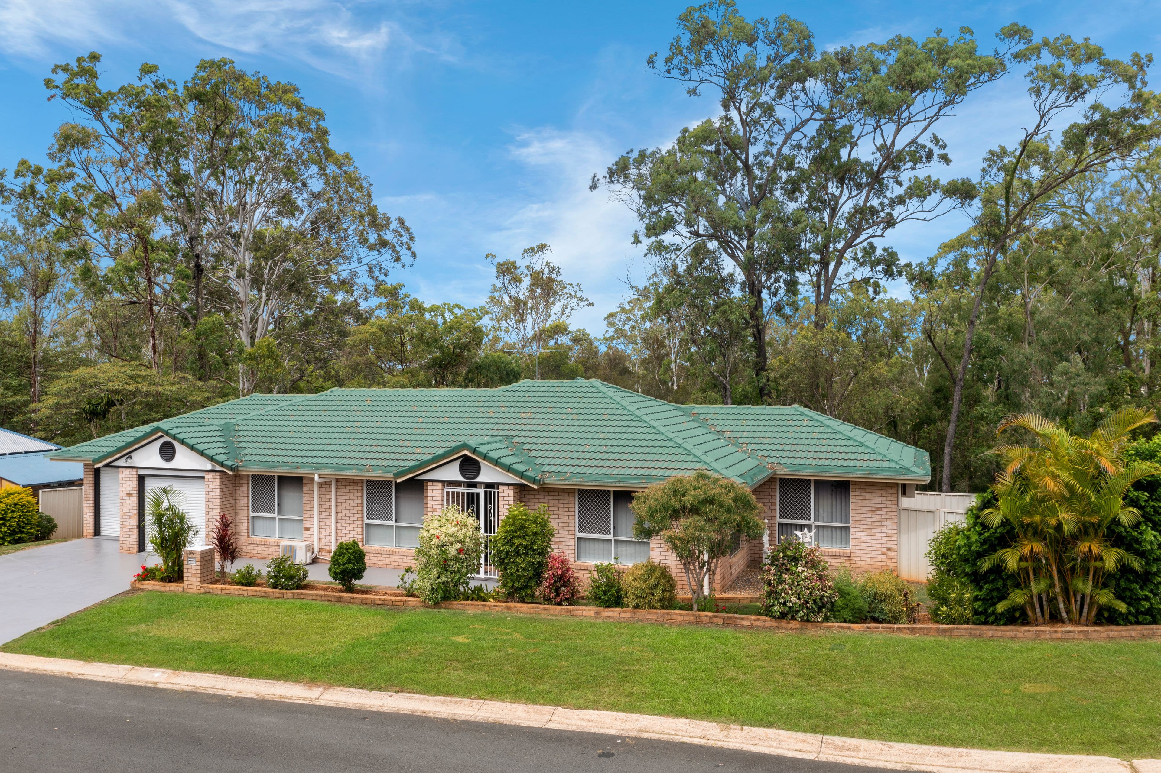 29 Alan Crescent, Eight Mile Plains QLD 4113, Eight Mile Plains - Image 1