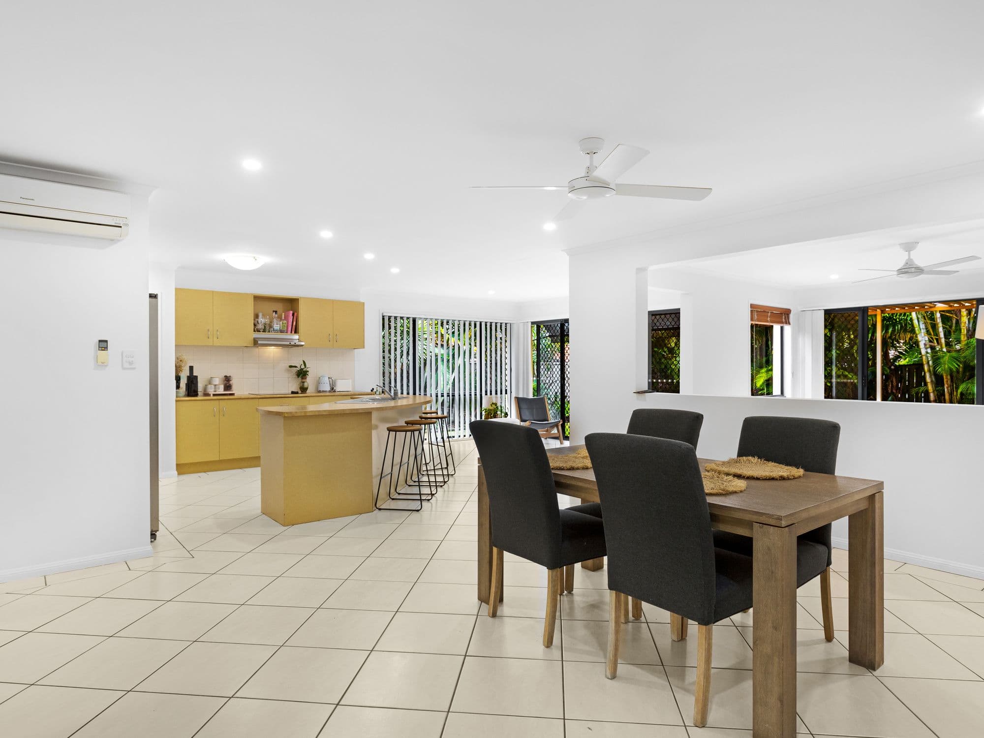 30 Pine Valley Drive, Robina QLD 4226, Robina - Thumbnail 5