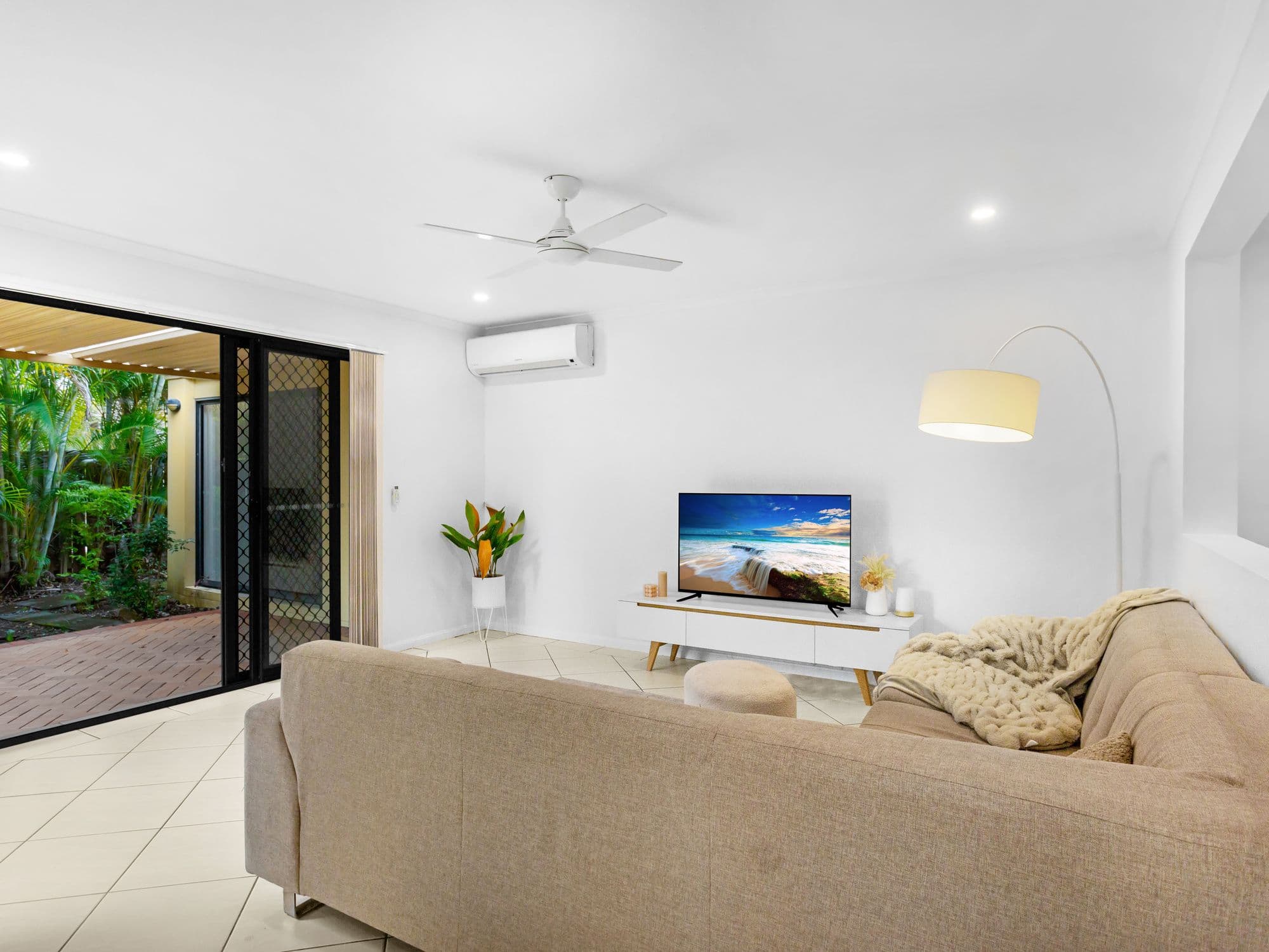 30 Pine Valley Drive, Robina QLD 4226, Robina - Thumbnail 8