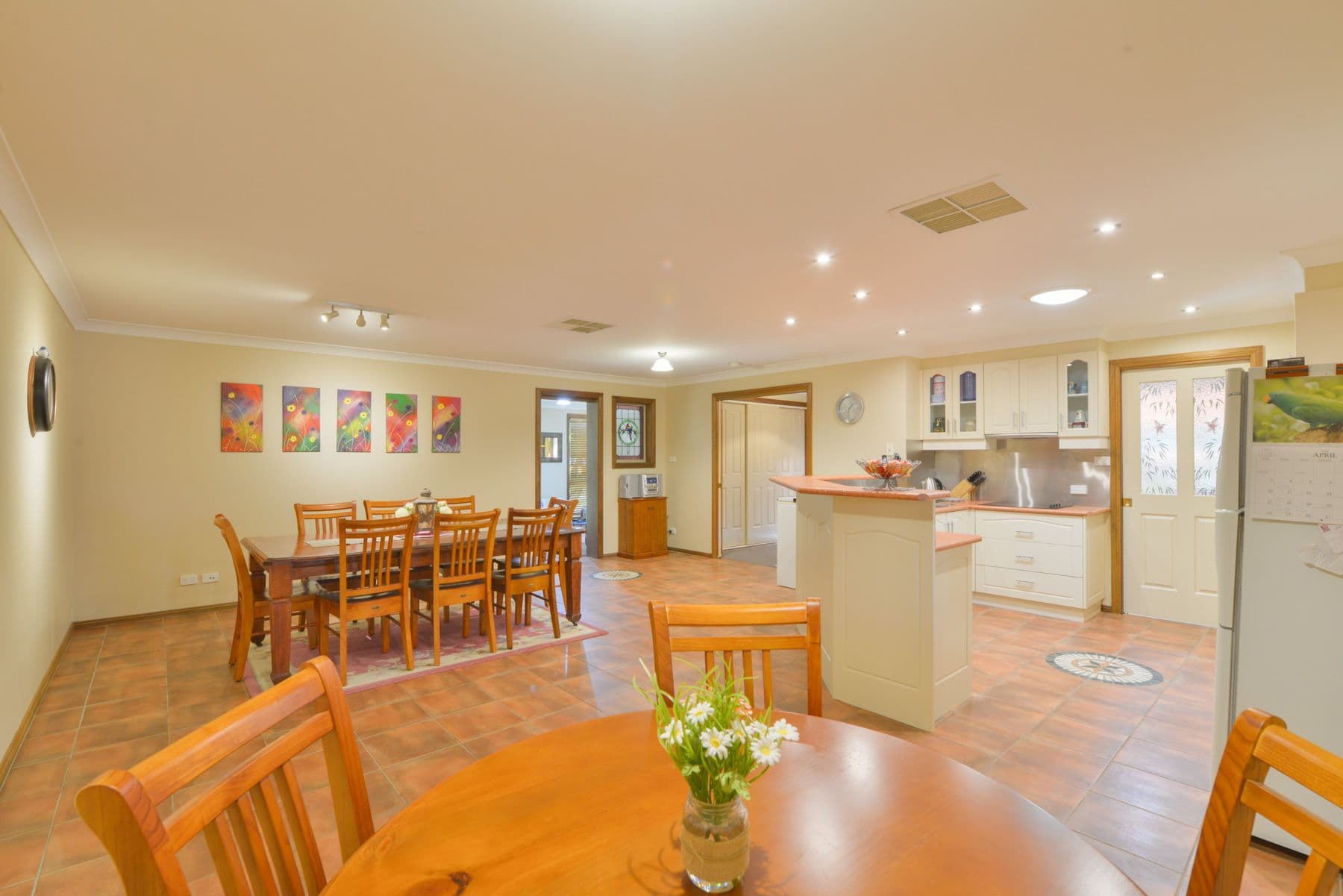 37 Warburton Drive, Westdale - Thumbnail 7