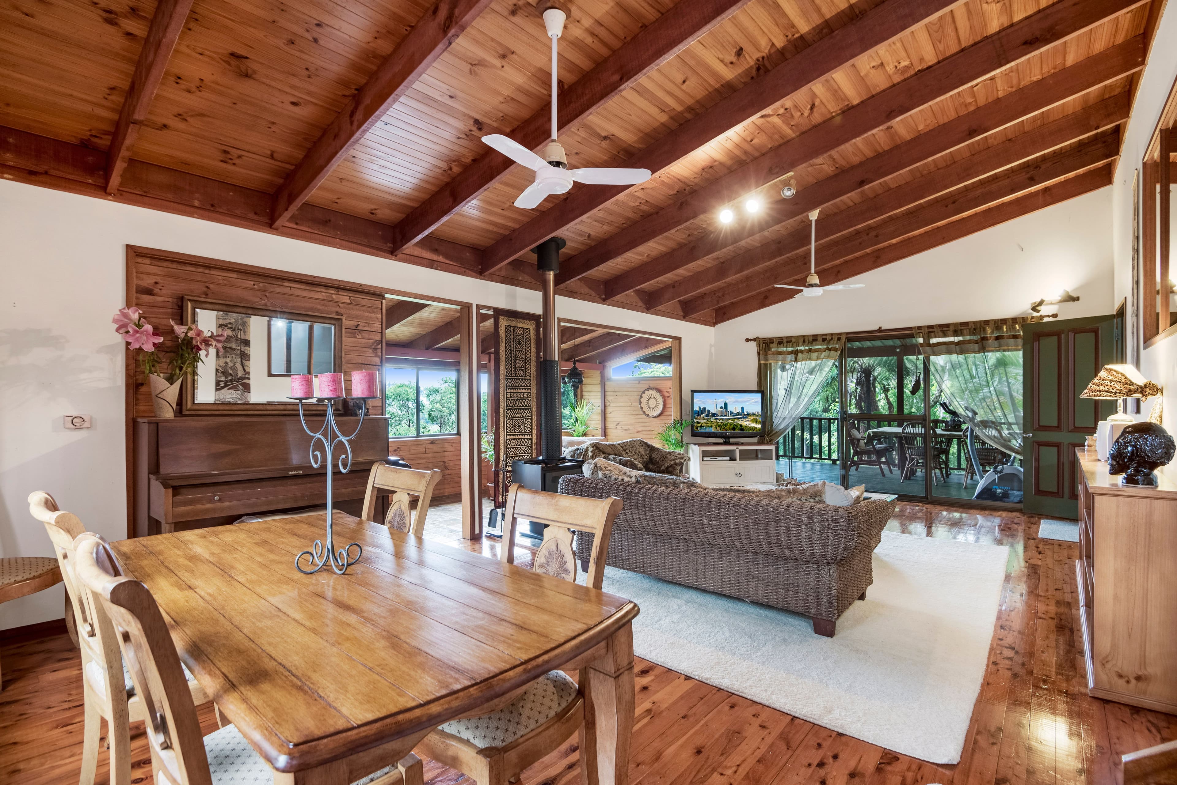 30 Lakeview Parade, Tweed Heads South - Thumbnail 2