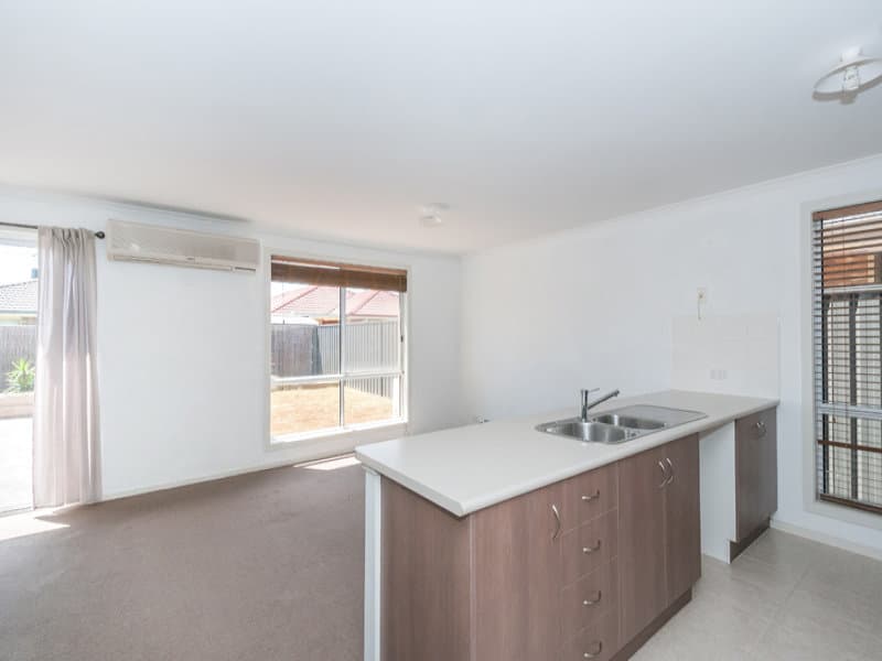 6 Purdilla Place, Andrews Farm - Thumbnail 3