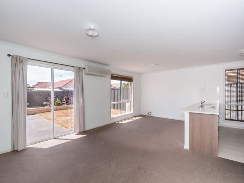 6 Purdilla Place, Andrews Farm - Thumbnail 5
