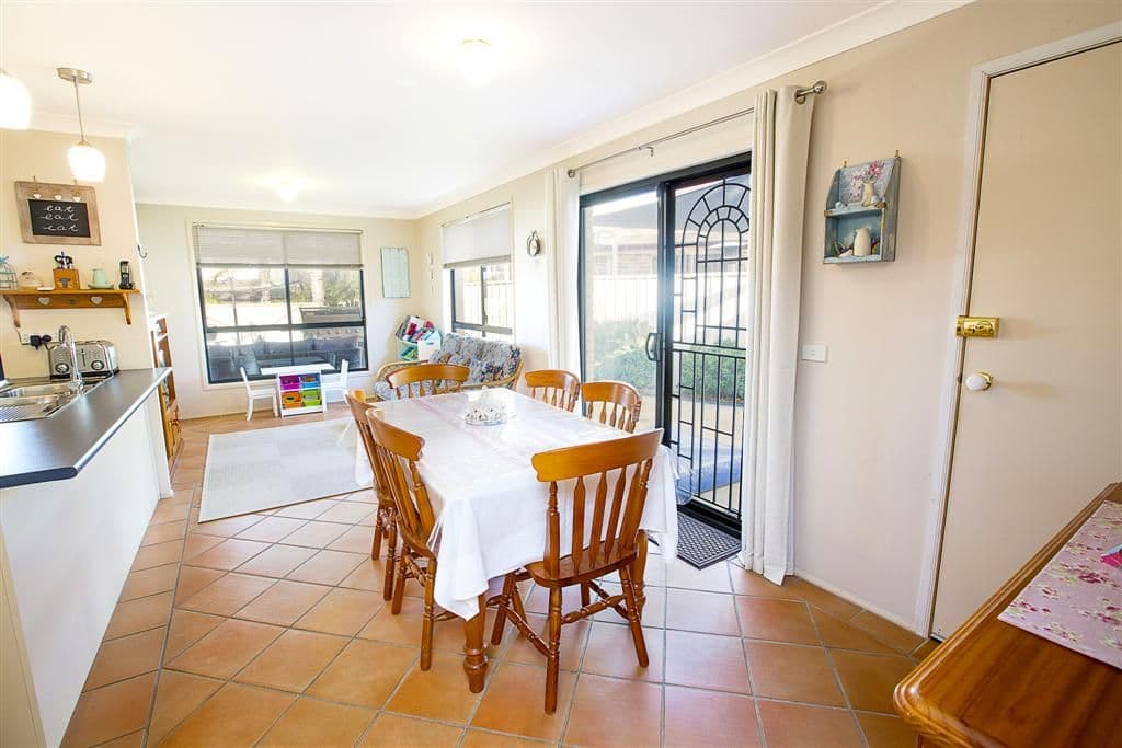 24 Waringa Crescent, GLENMORE PARK NSW 2745, Glenmore Park - Thumbnail 5