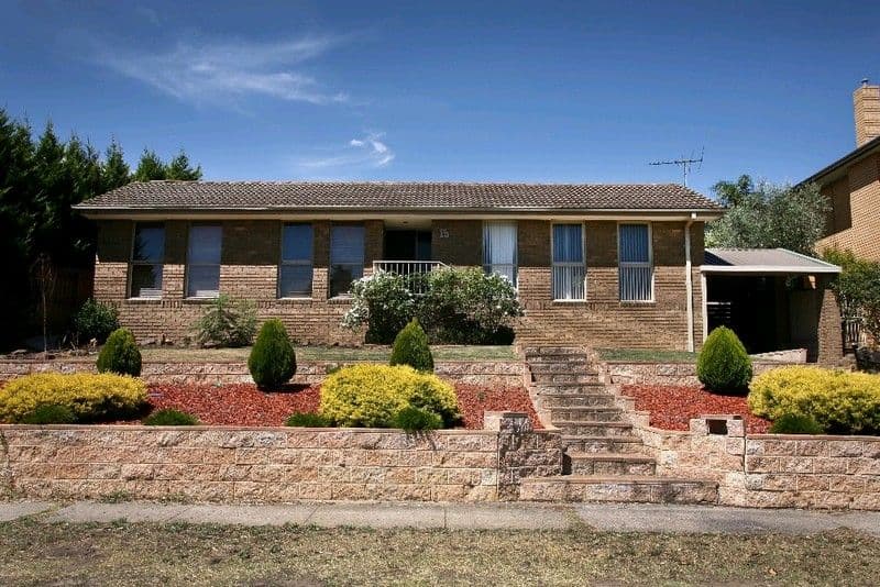 15 Simmonds Place, ENDEAVOUR HILLS VIC 3802, Endeavour Hills - Image 1