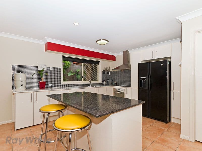 47 Pintail  Crescent, FOREST LAKE QLD 4078, Forest Lake - Thumbnail 2