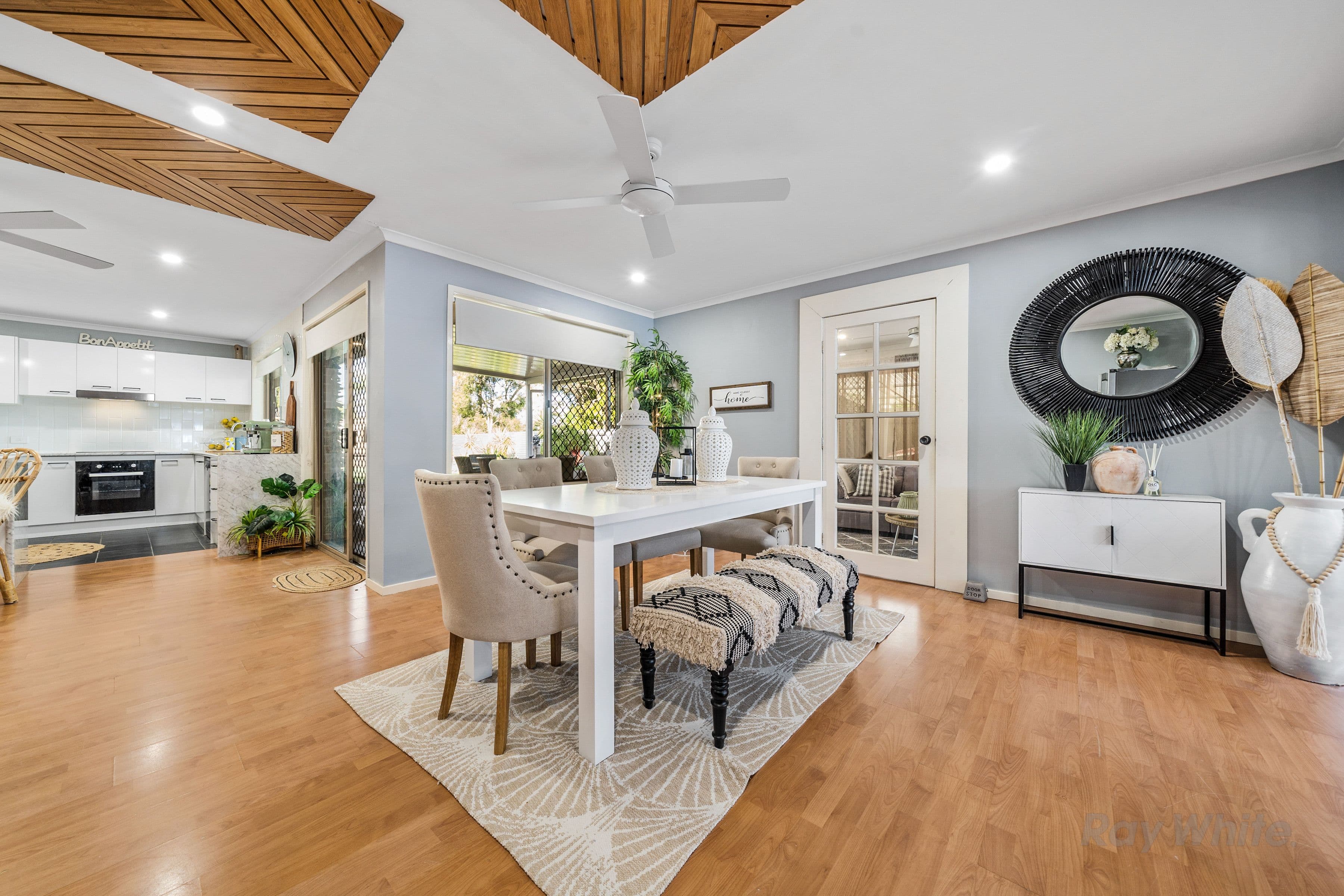 6 Renfrew Street, Hillcrest QLD 4118, Hillcrest - Thumbnail 6