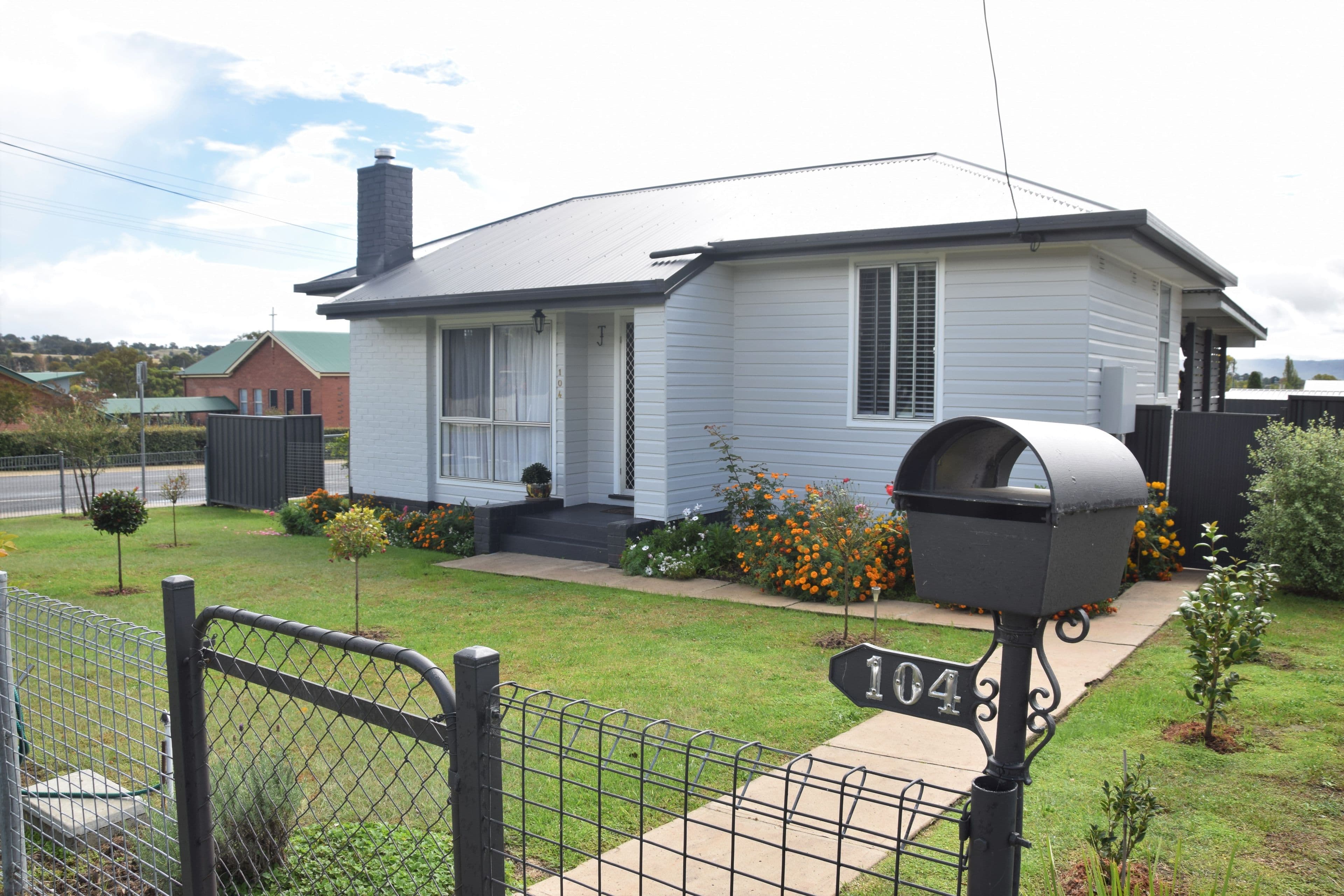 104 Douglas Street, Tenterfield NSW 2372, Tenterfield - Image 1