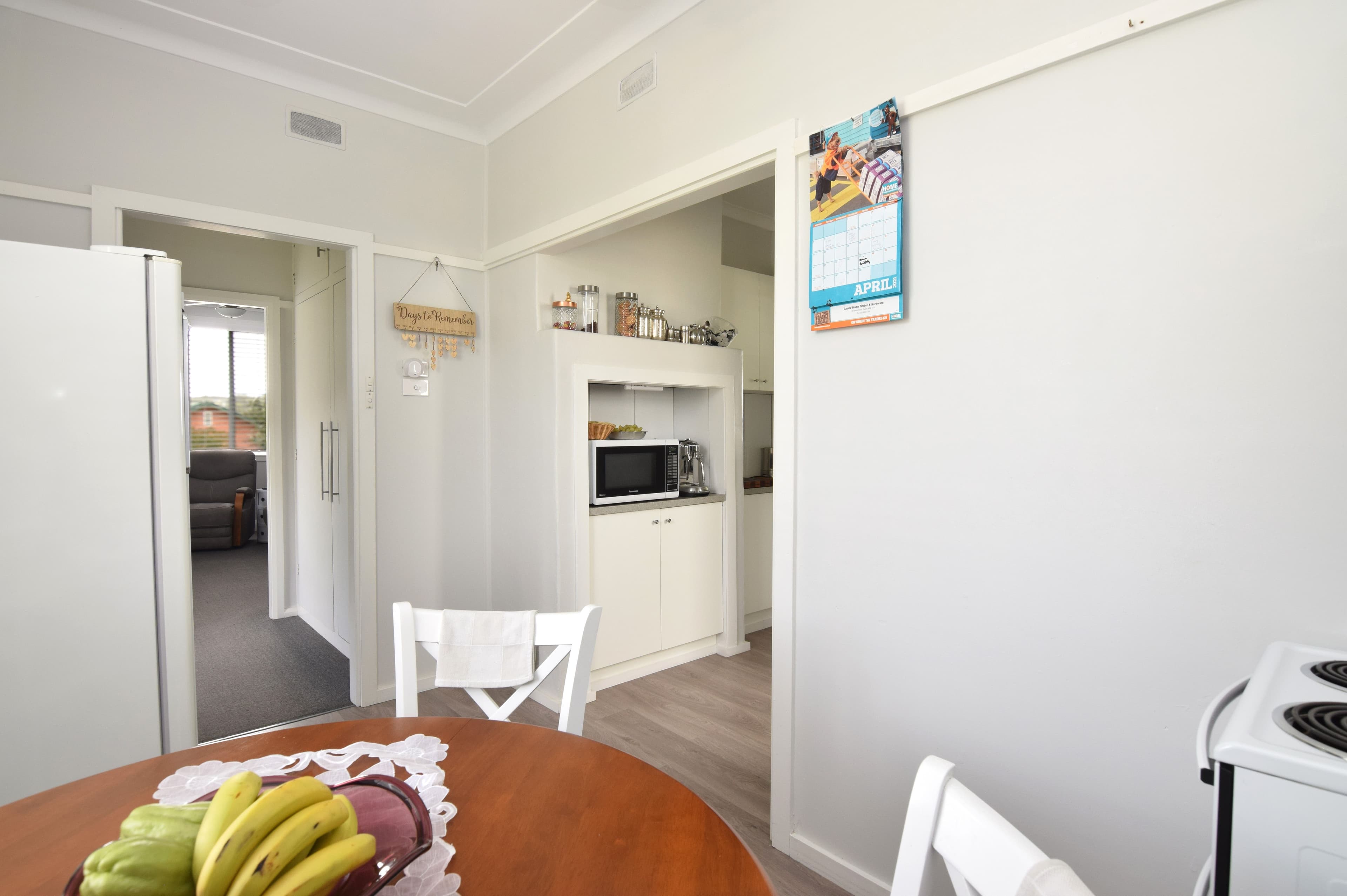 104 Douglas Street, Tenterfield NSW 2372, Tenterfield - Thumbnail 6