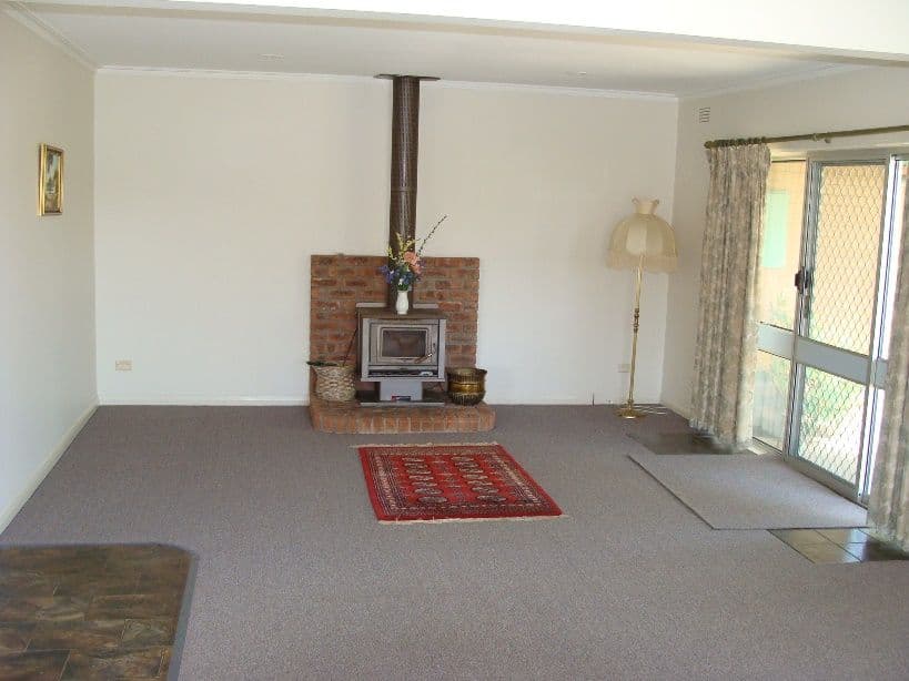 40 Laidlaw Street, HAMILTON VIC 3300, Hamilton - Thumbnail 4