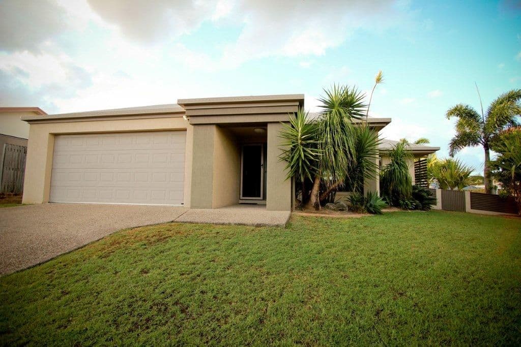2 Shamic Court, EIMEO QLD 4740, Eimeo - Image 1