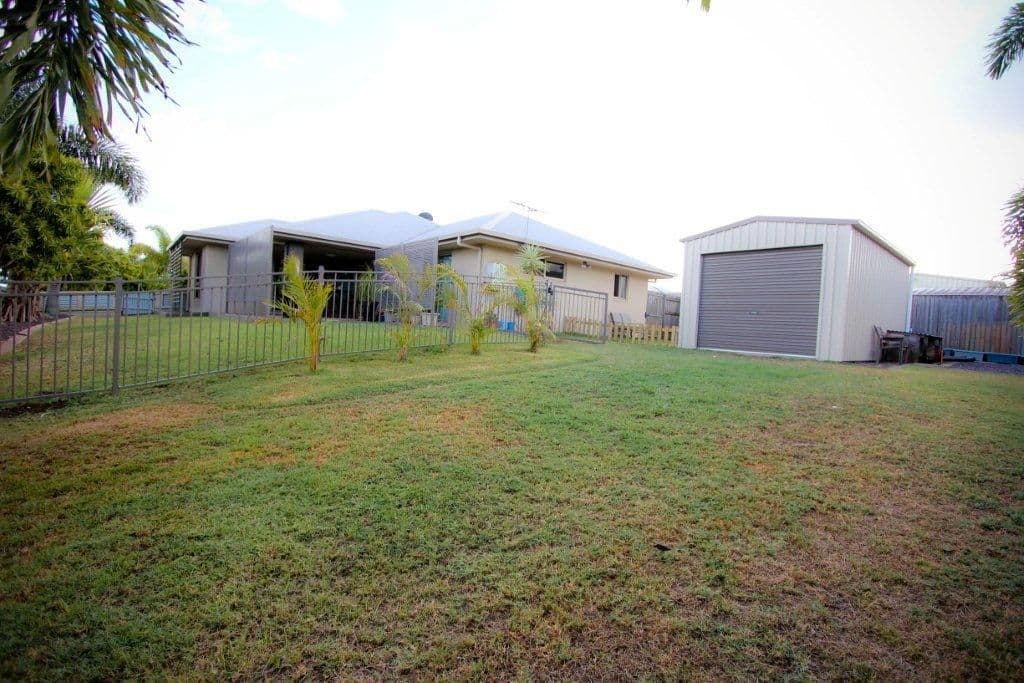 2 Shamic Court, EIMEO QLD 4740, Eimeo - Thumbnail 3