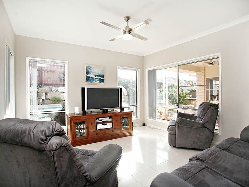 7 Whitecedar Court, NORTH LAKES QLD 4509, North Lakes - Thumbnail 4