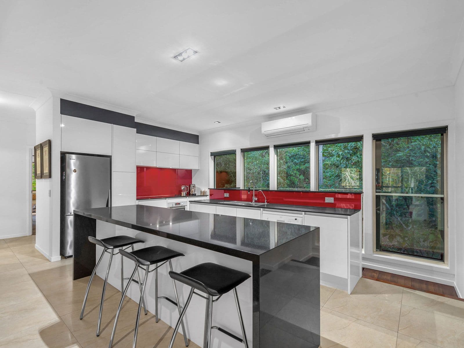 19 Aaron Place, Indooroopilly QLD 4068, Indooroopilly - Thumbnail 2