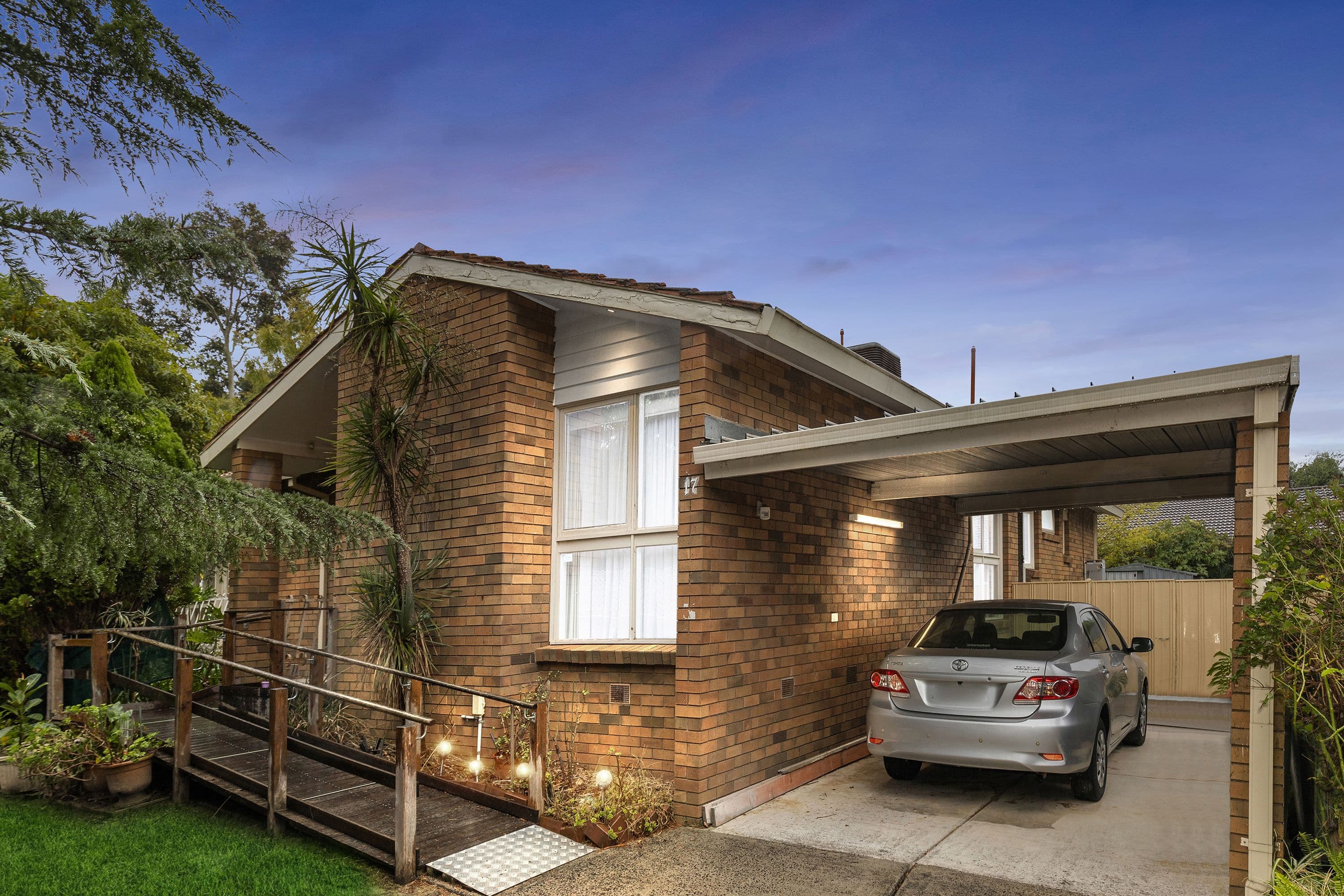 17 Coachmans Square, Wantirna VIC 3152, Wantirna - Image 1
