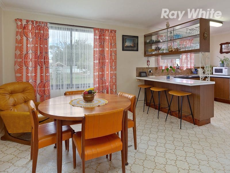 98 Kennedy Street, HOWLONG NSW 2643, Howlong - Thumbnail 5