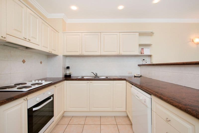72 Kowinka Street, WHITE ROCK QLD 4868, White Rock - Thumbnail 5
