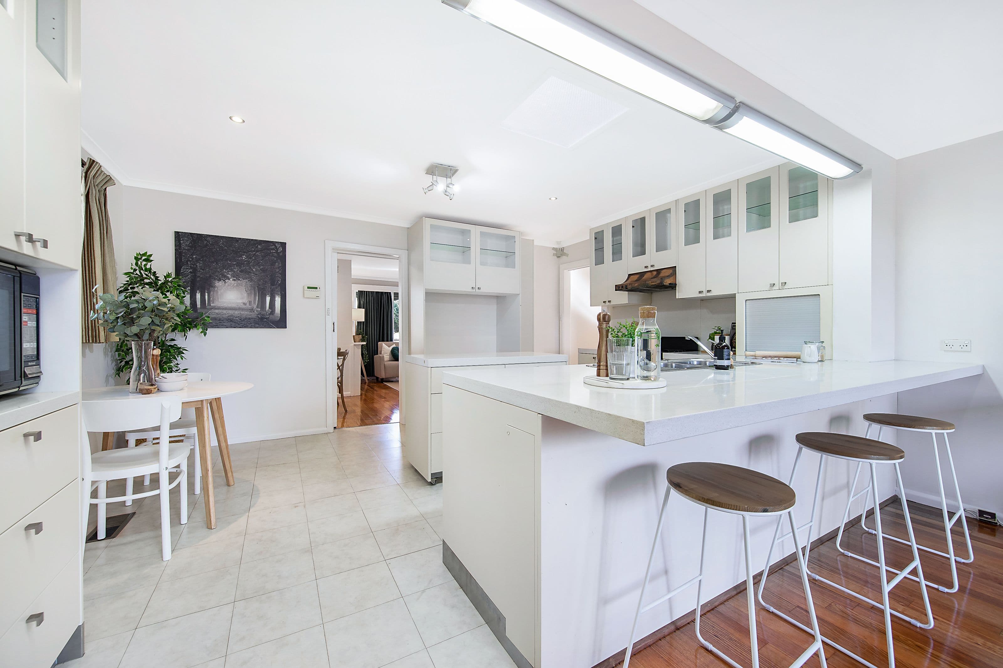 8 Gilbert Court, Mount Waverley VIC 3149, Mount Waverley - Thumbnail 5
