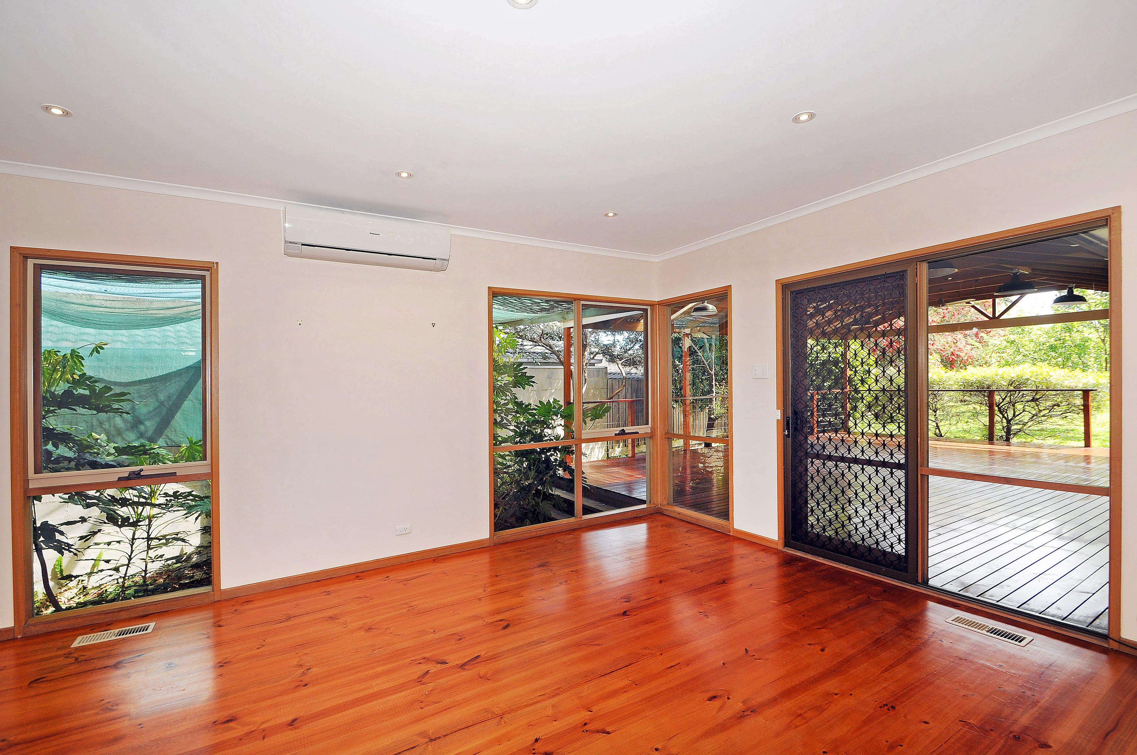 19 Evans Street, Pearcedale VIC 3912, Pearcedale - Thumbnail 4