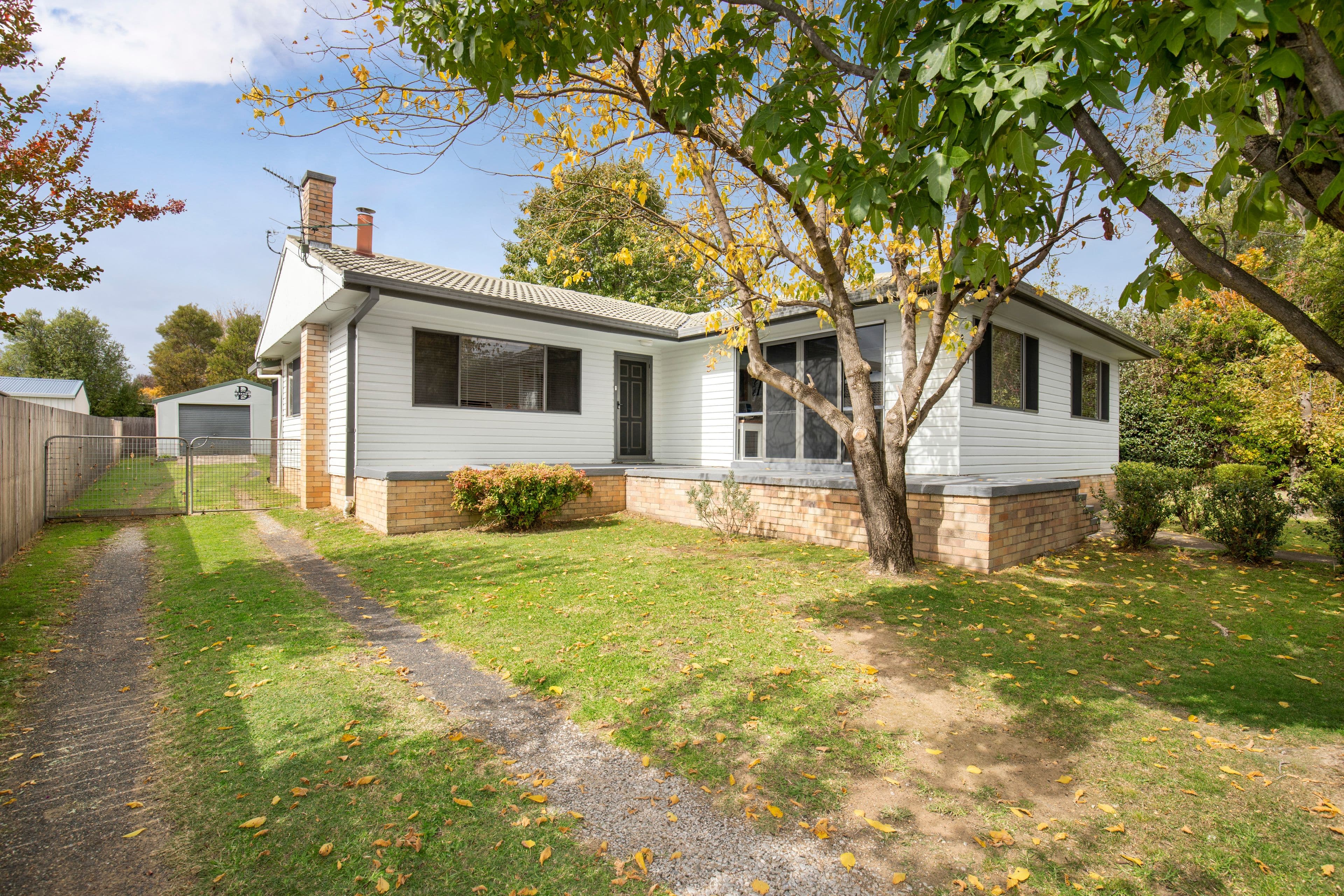 207 Chapel Street, Armidale NSW 2350, Armidale - Image 1