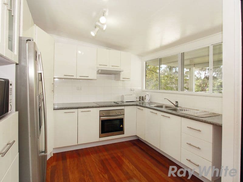 33 Kinnerton Street, CHERMSIDE WEST QLD 4032, Chermside West - Thumbnail 3
