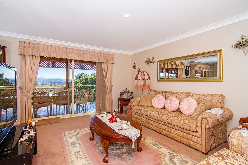 17 Castlecrag Avenue, BANORA POINT NSW 2486, Banora Point - Thumbnail 3