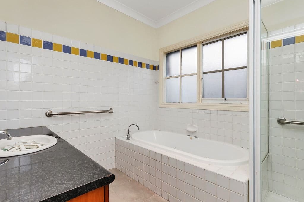 98 Wattle Avenue, Werribee VIC 3030, Werribee - Thumbnail 8