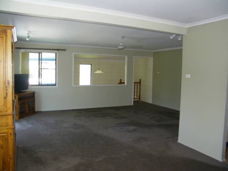 43 Wilga Street, KIN KORA QLD 4680, Kin Kora - Thumbnail 2