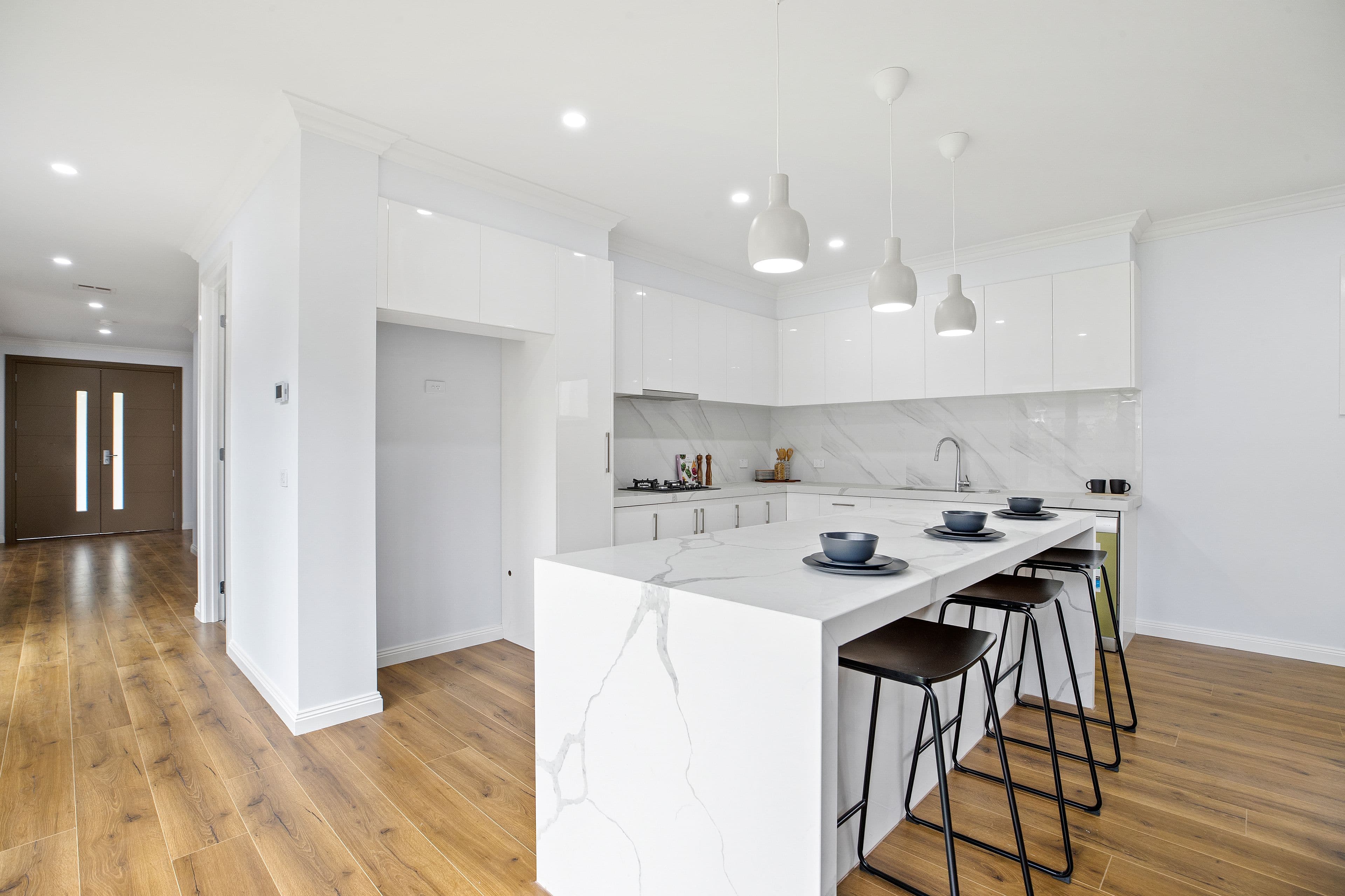 16 The Ridge West, Knoxfield VIC 3180, Knoxfield - Thumbnail 2