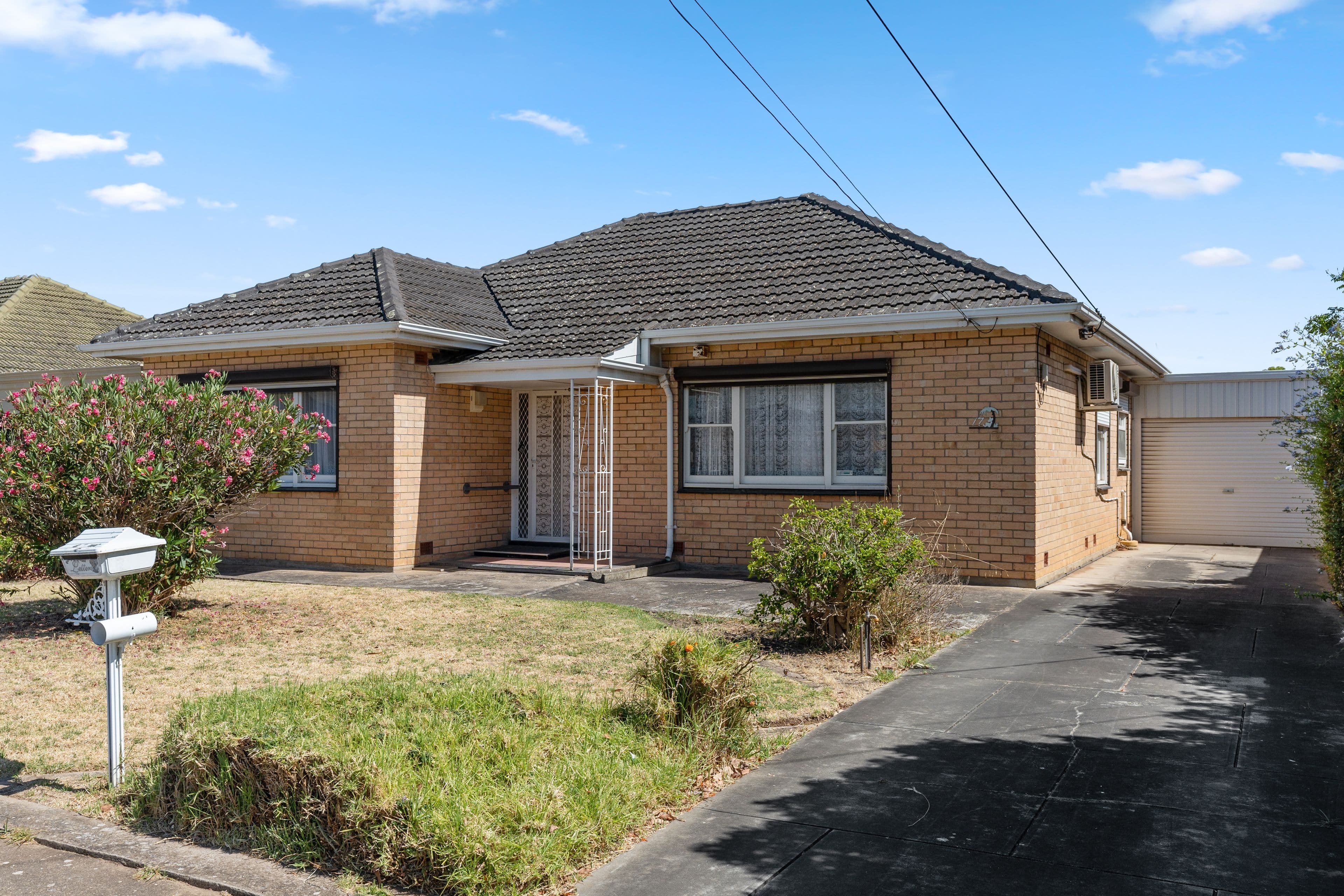 17 McAllan Avenue, Seaton SA 5023, Seaton - Thumbnail 2