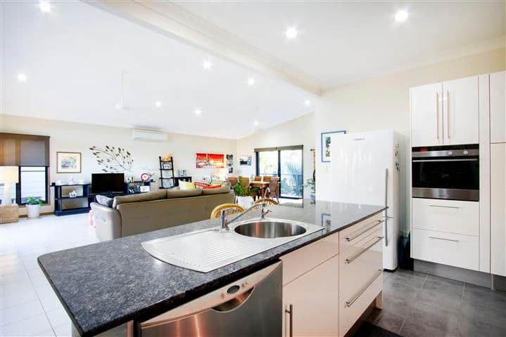 16 Wills Court, Cannonvale QLD 4802, Cannonvale - Thumbnail 5