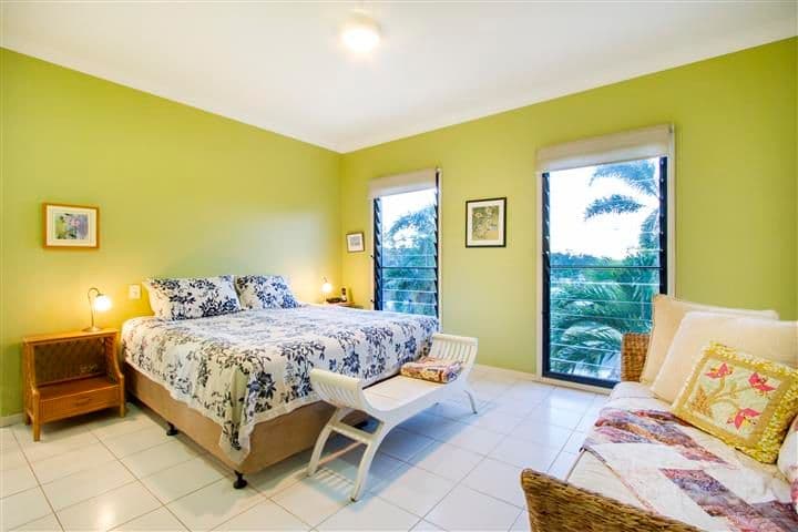 16 Wills Court, Cannonvale QLD 4802, Cannonvale - Thumbnail 8