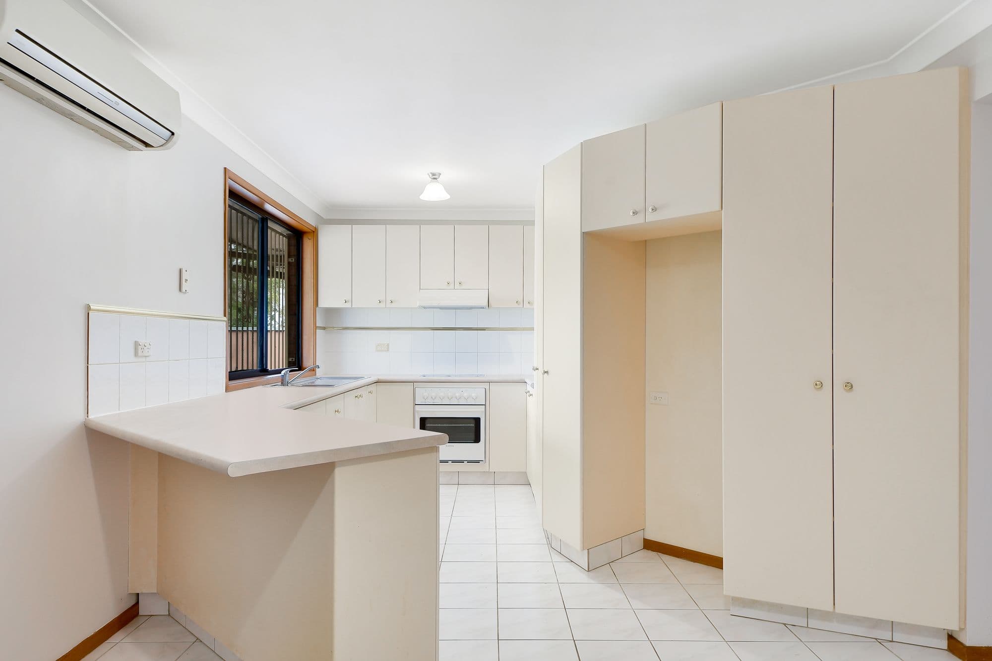 6 Claypole Street, Ambarvale - Thumbnail 5