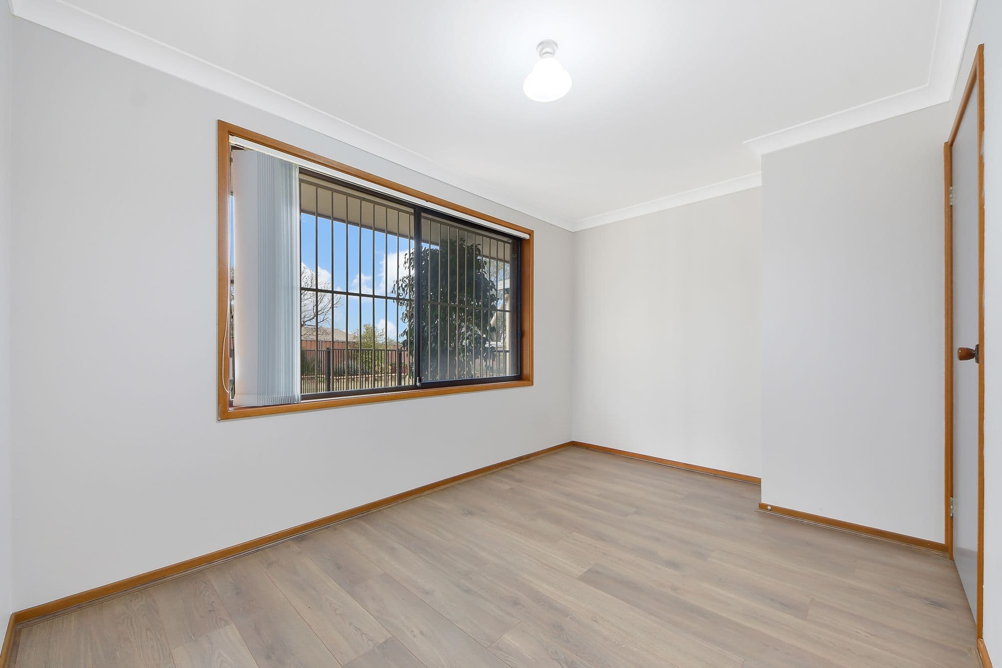 6 Claypole Street, Ambarvale - Thumbnail 8
