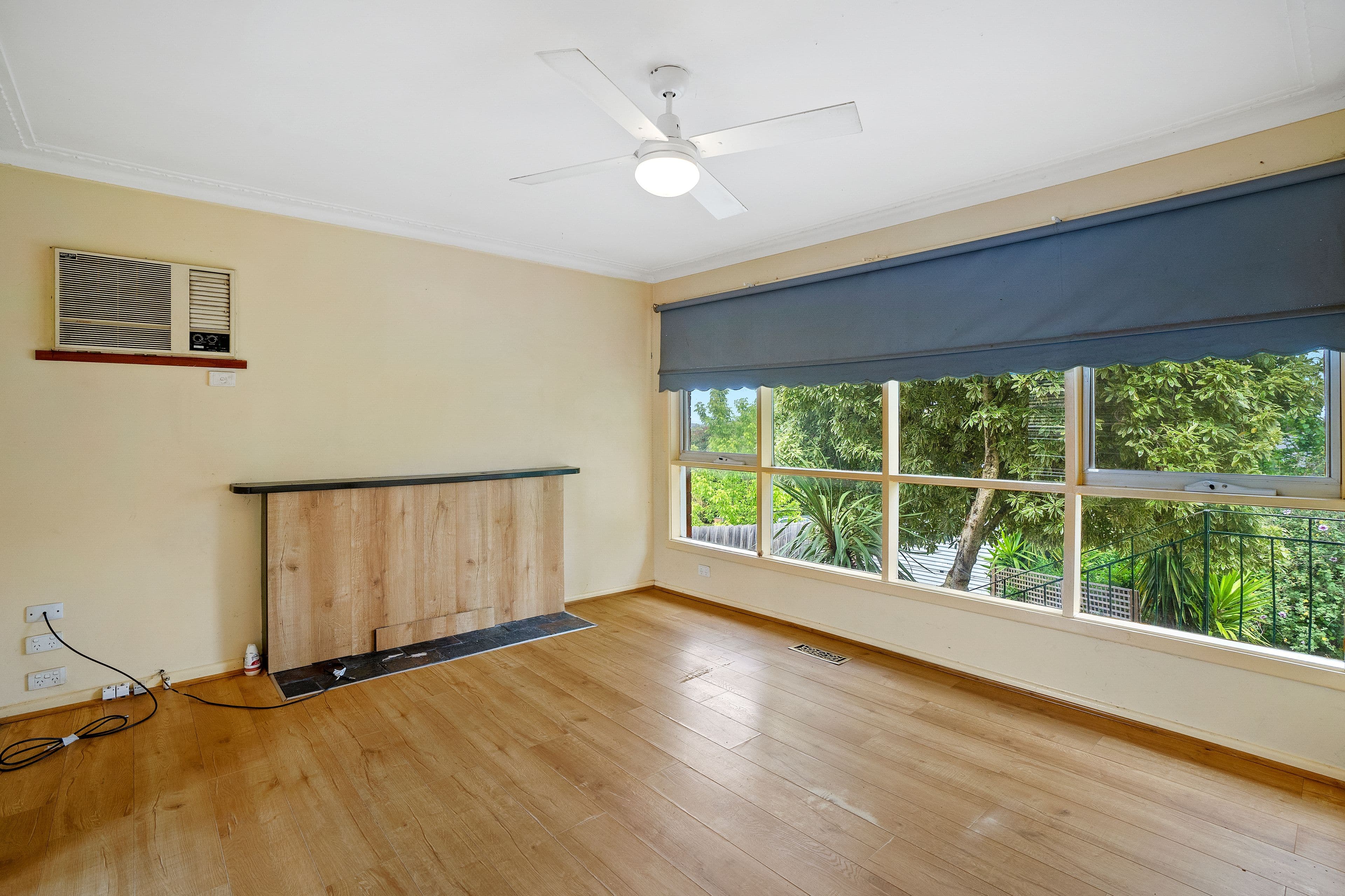 13 Mountain Gate Drive, Ferntree Gully VIC 3156, Ferntree Gully - Thumbnail 3