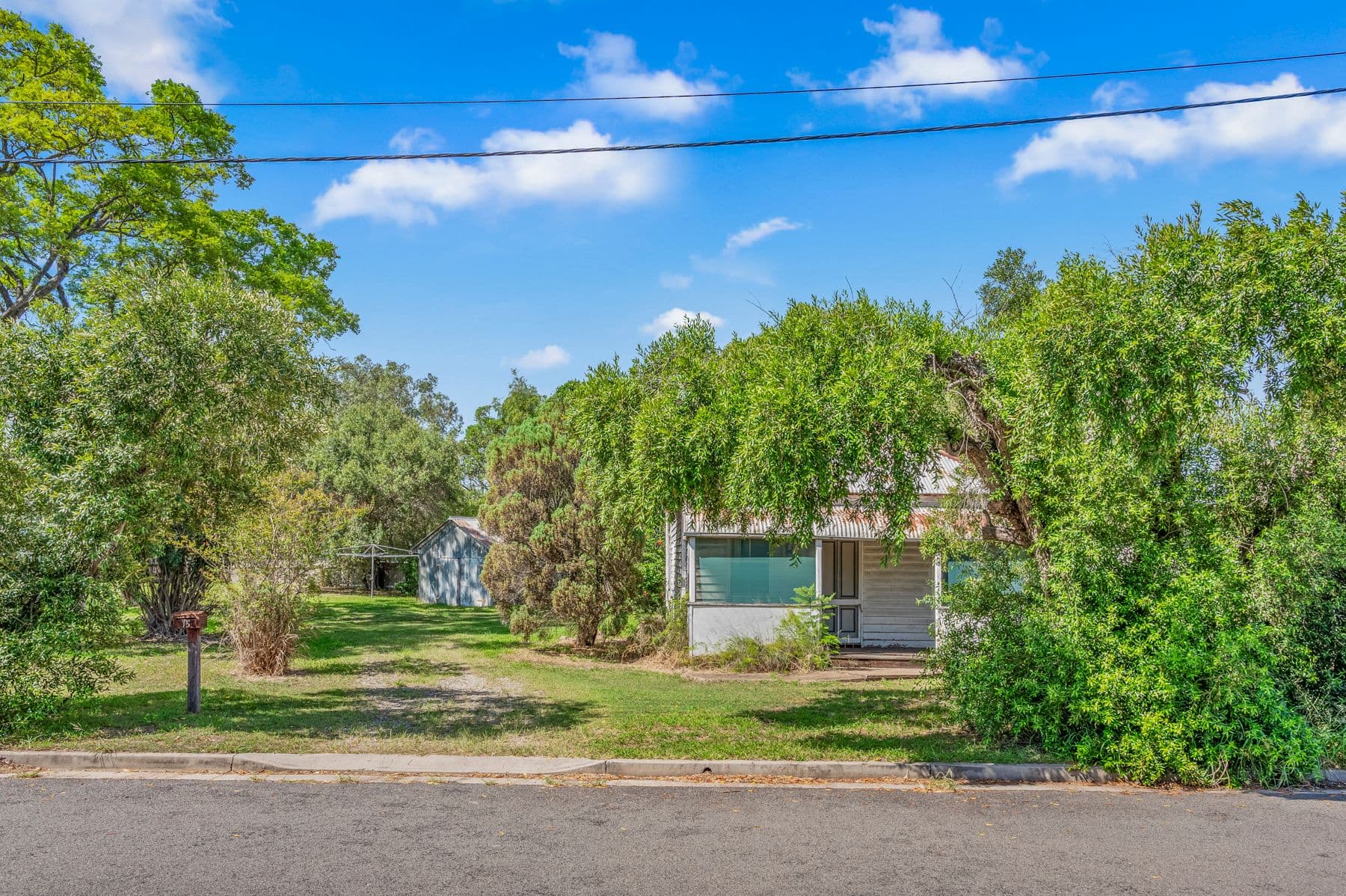 15 Dalton Avenue, Singleton NSW 2330, Singleton - Thumbnail 2