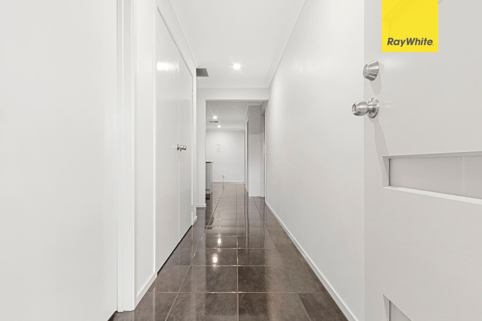 56 Bromley Circuit, THORNHILL PARK VIC 3335, Thornhill Park - Thumbnail 2