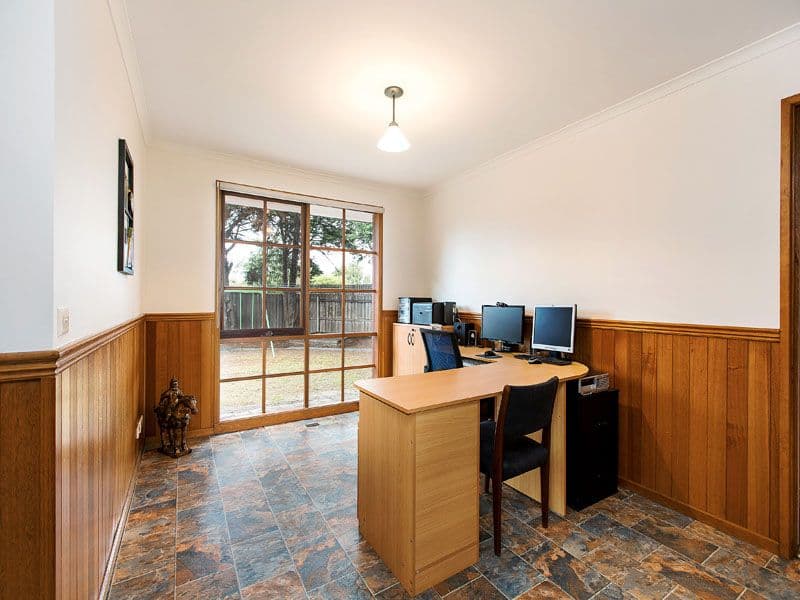 4 Gail Court, DINGLEY VILLAGE VIC 3172, Dingley Village - Thumbnail 6