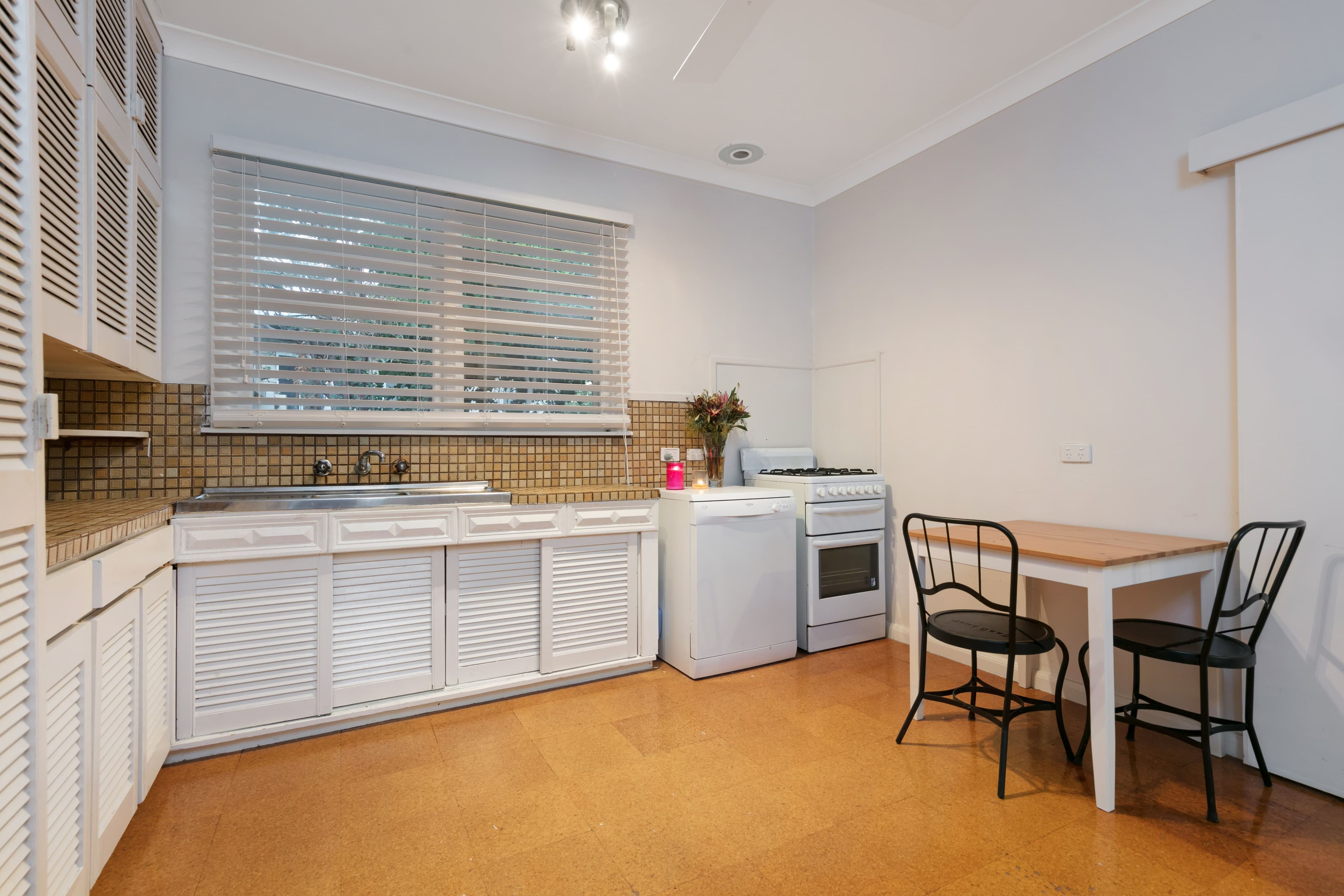 4 Eton Court, Frankston VIC 3199, Frankston - Thumbnail 3