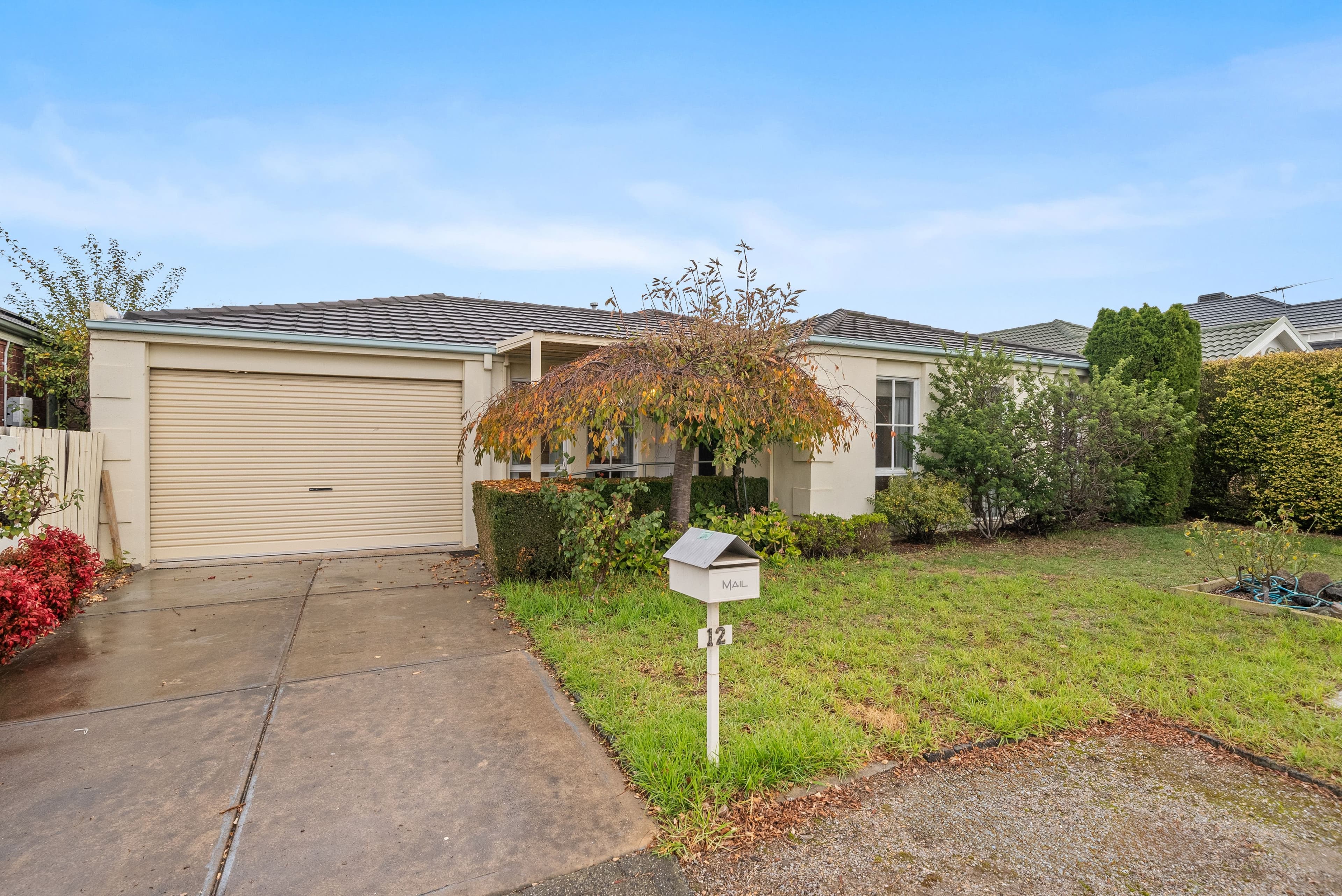 12 Yarck Court, Sunbury VIC 3429, Sunbury - Thumbnail 2
