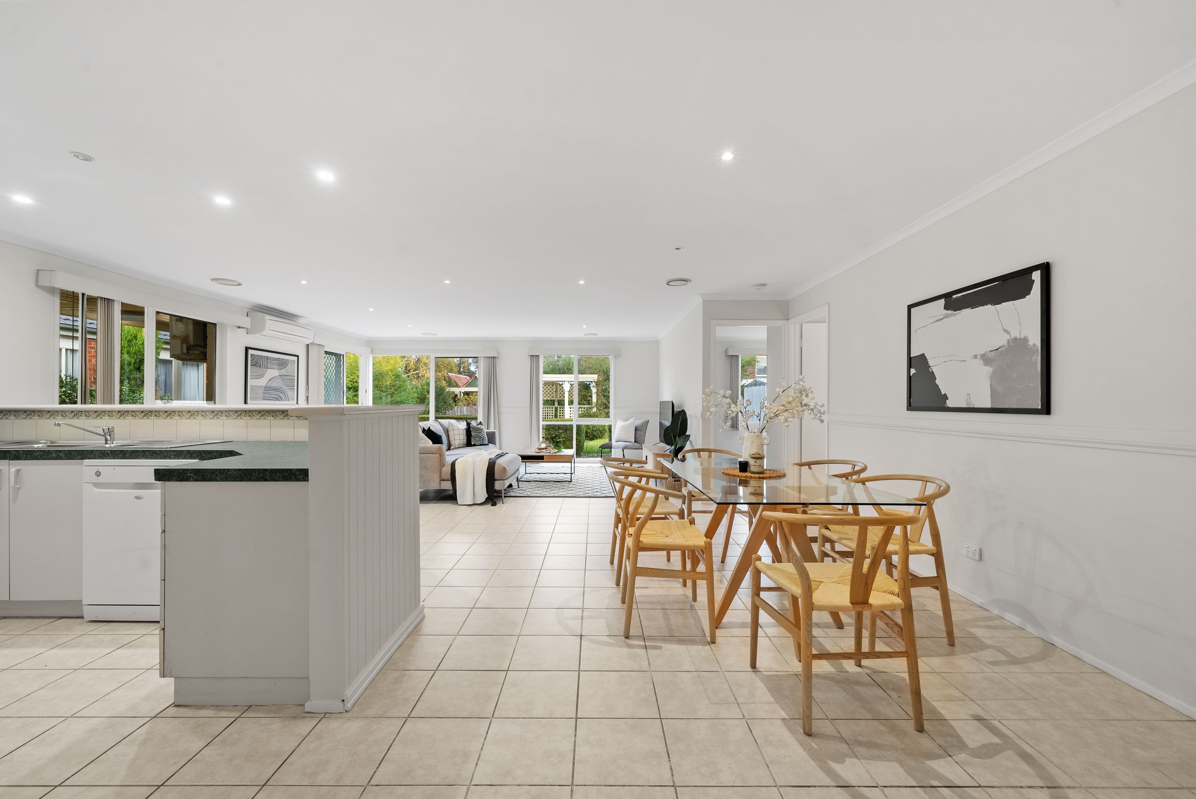 12 Yarck Court, Sunbury VIC 3429, Sunbury - Thumbnail 5