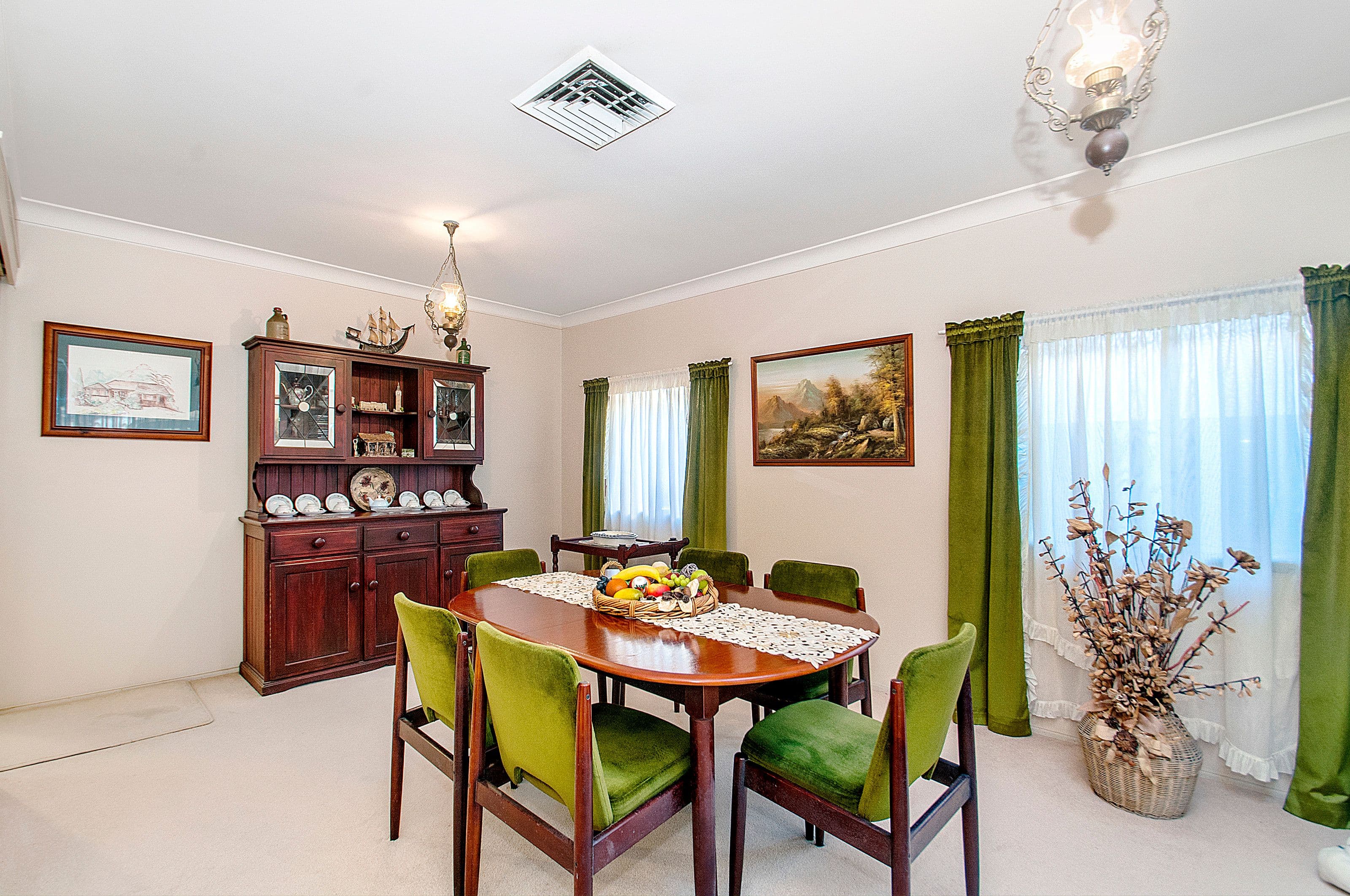 6 Trevor Place, Castle Hill - Thumbnail 3